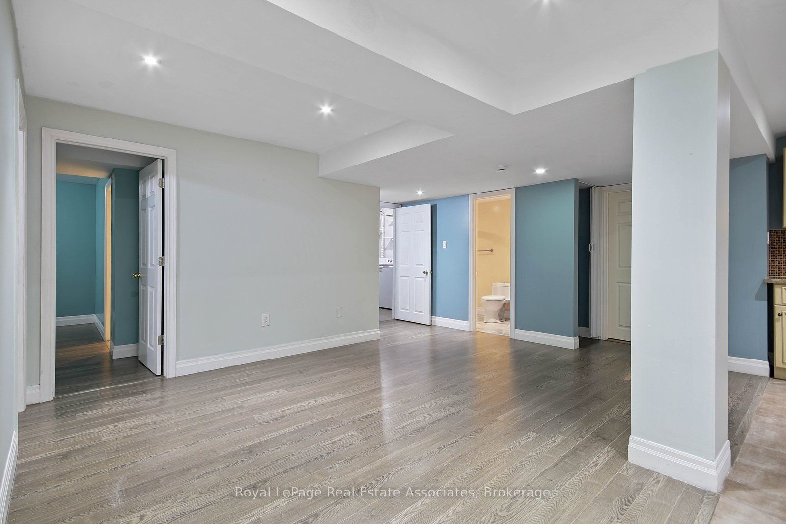 Unit Lower - 16 Sergio Marchi Street, North York 5