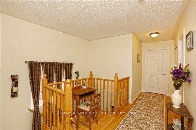 43 Joywill Court, Brampton 5