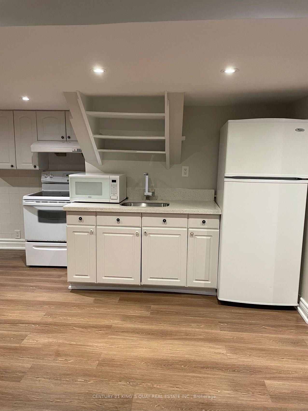 Unit Lower - 154 Sorauren Avenue, Toronto 5
