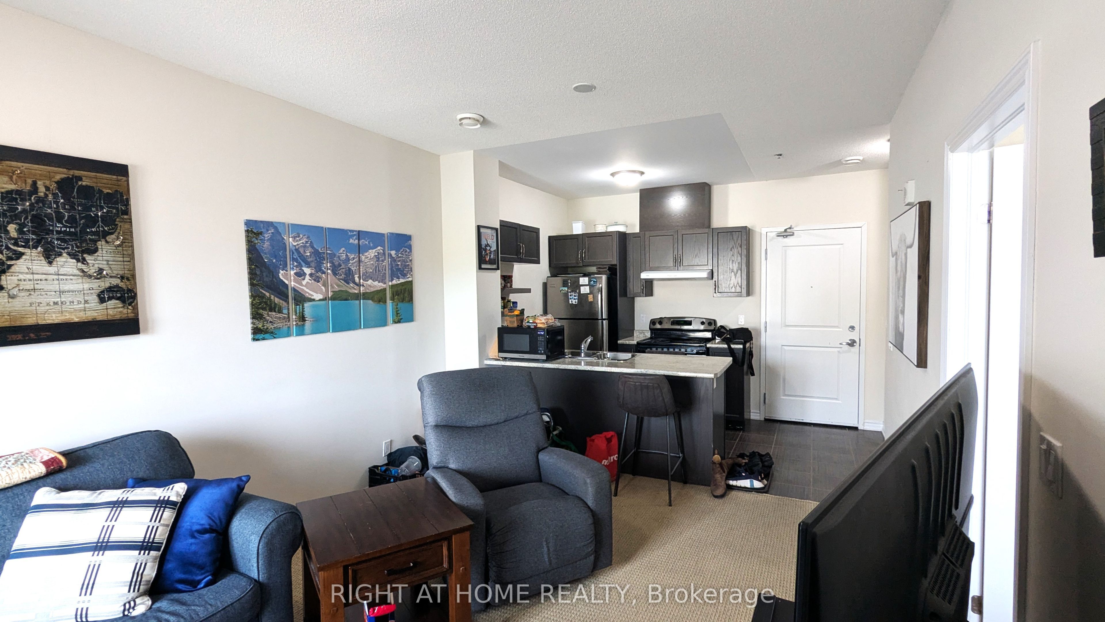 Unit 210 - 1360 Costigan Road, Milton 2