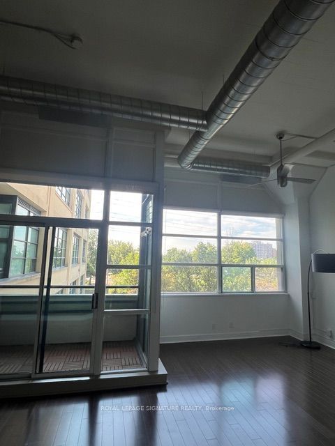 Unit 201 - 1001 Roselawn Avenue, Toronto 5