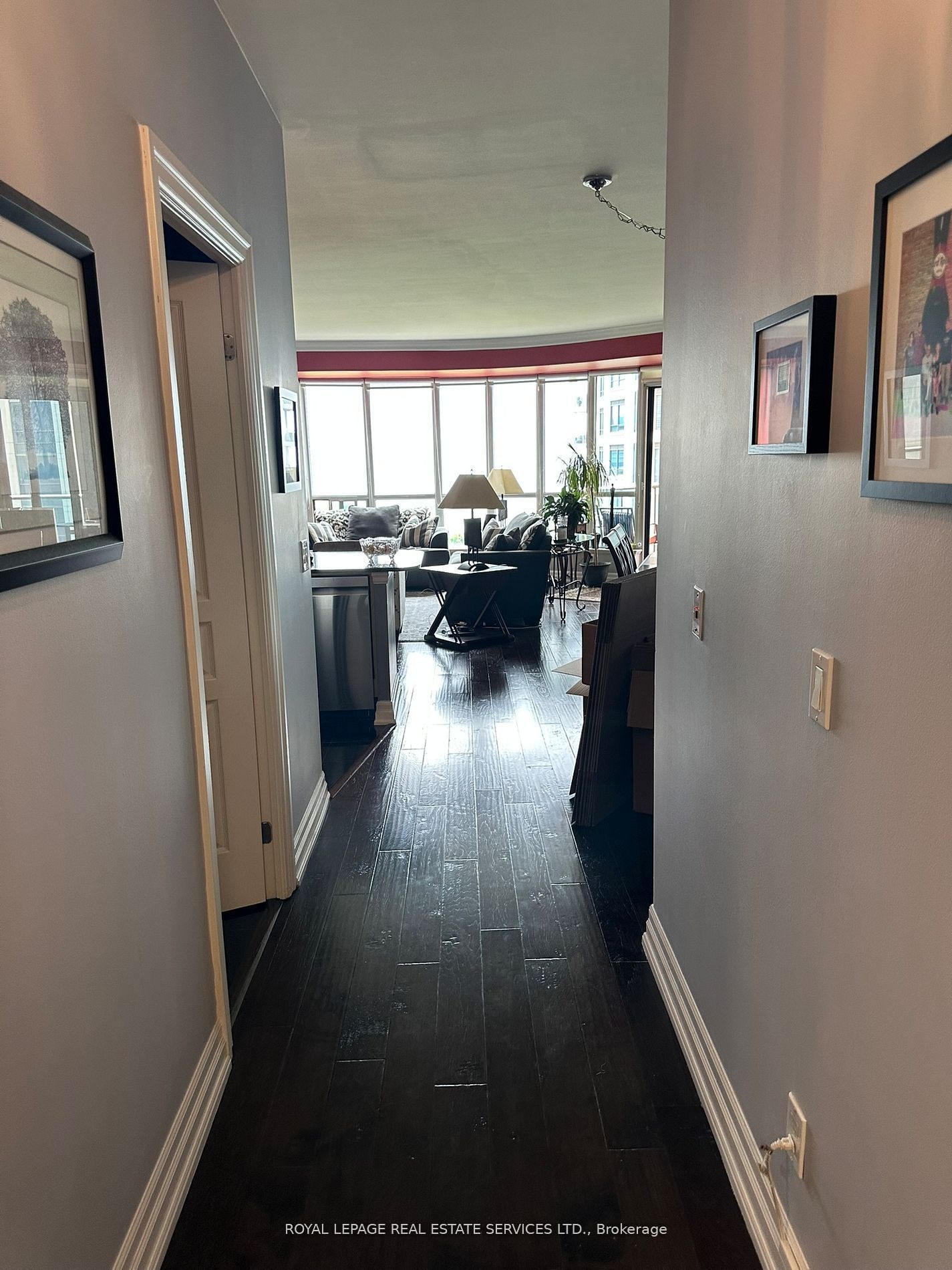 Unit 511 - 2083 Lake Shore Boulevard W, Etobicoke 2