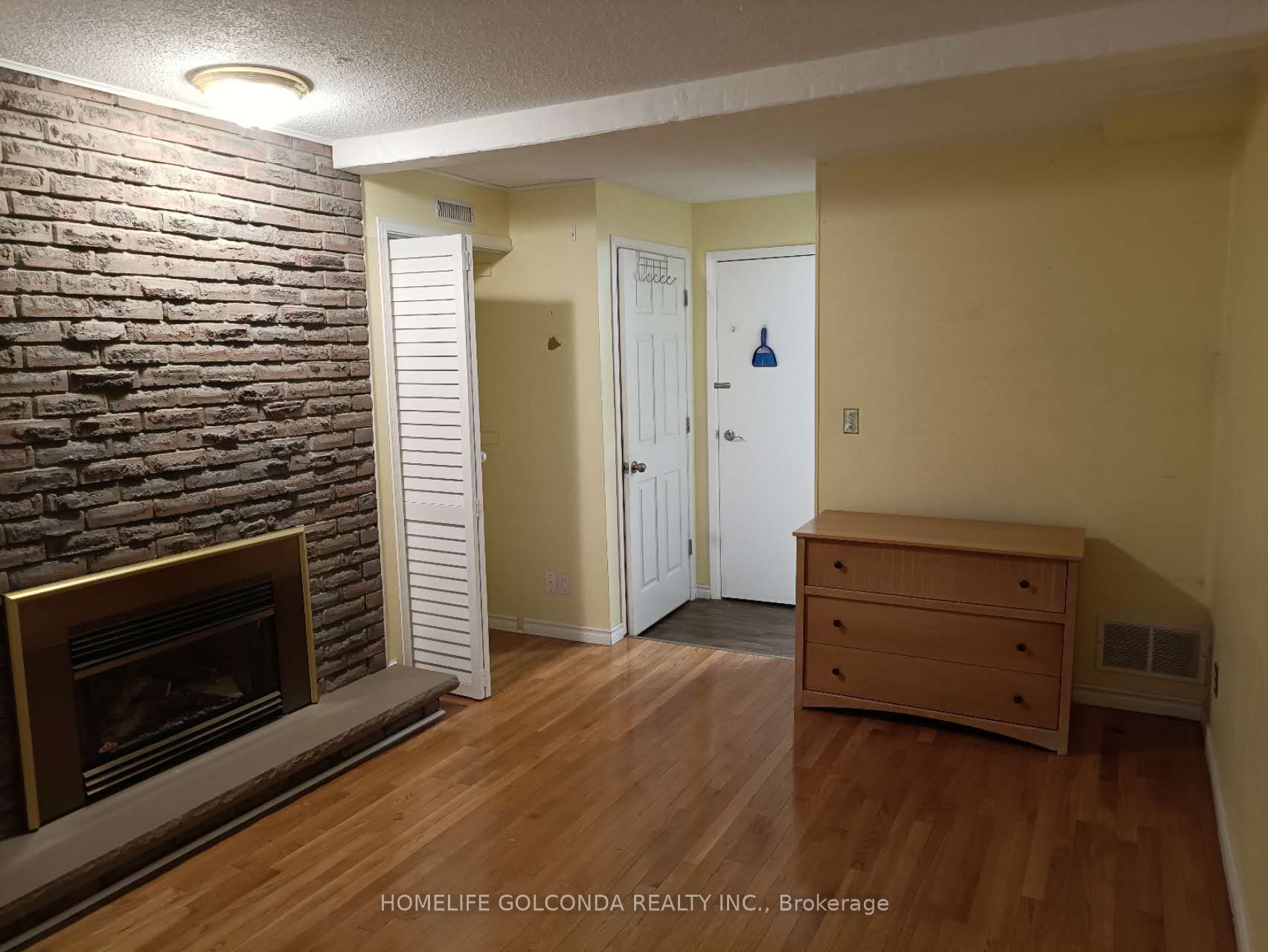 2475 Council Ring Road, Mississauga 3