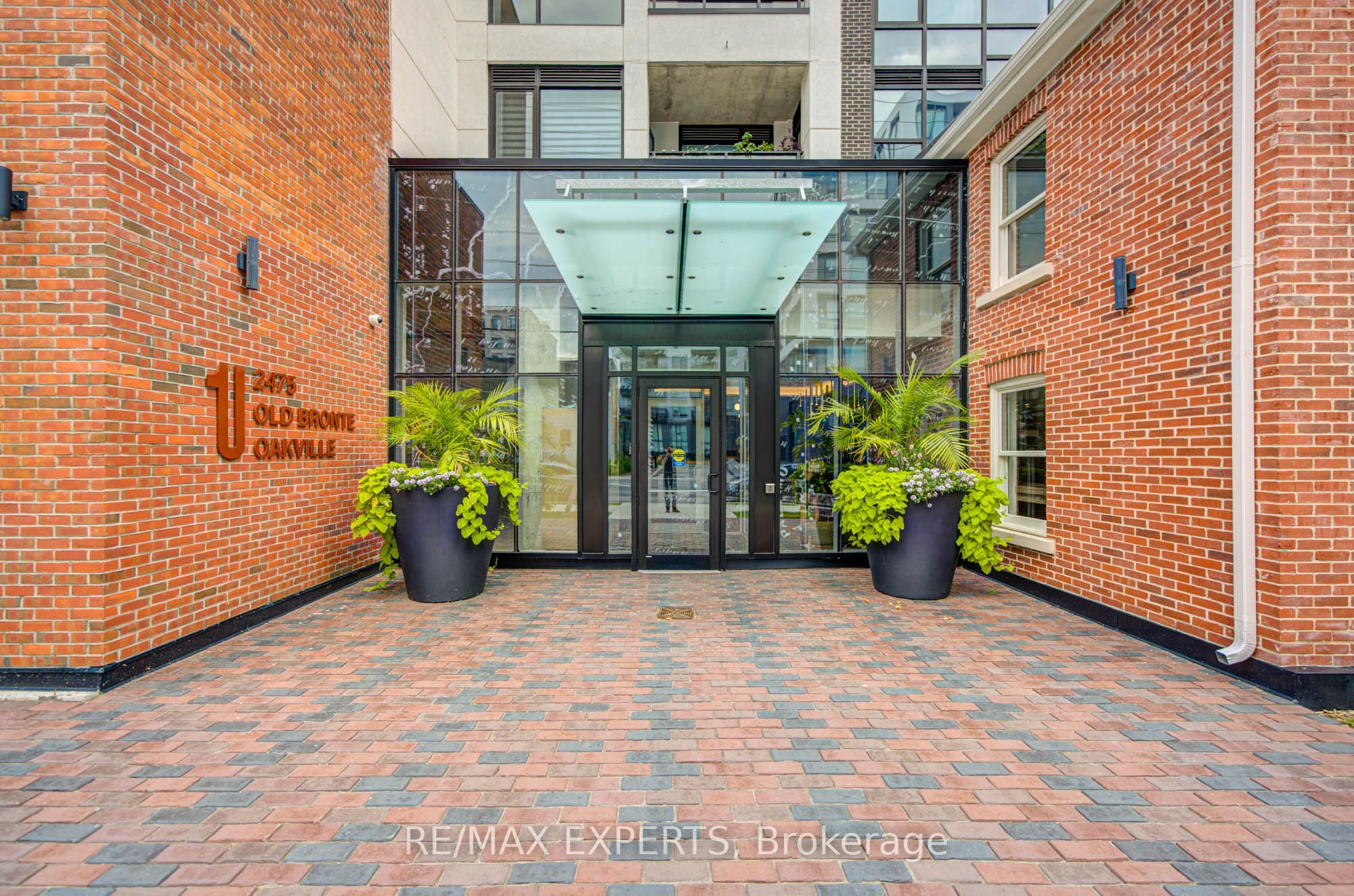 Unit 412 - 2475 Old Bronte Road, Oakville 4