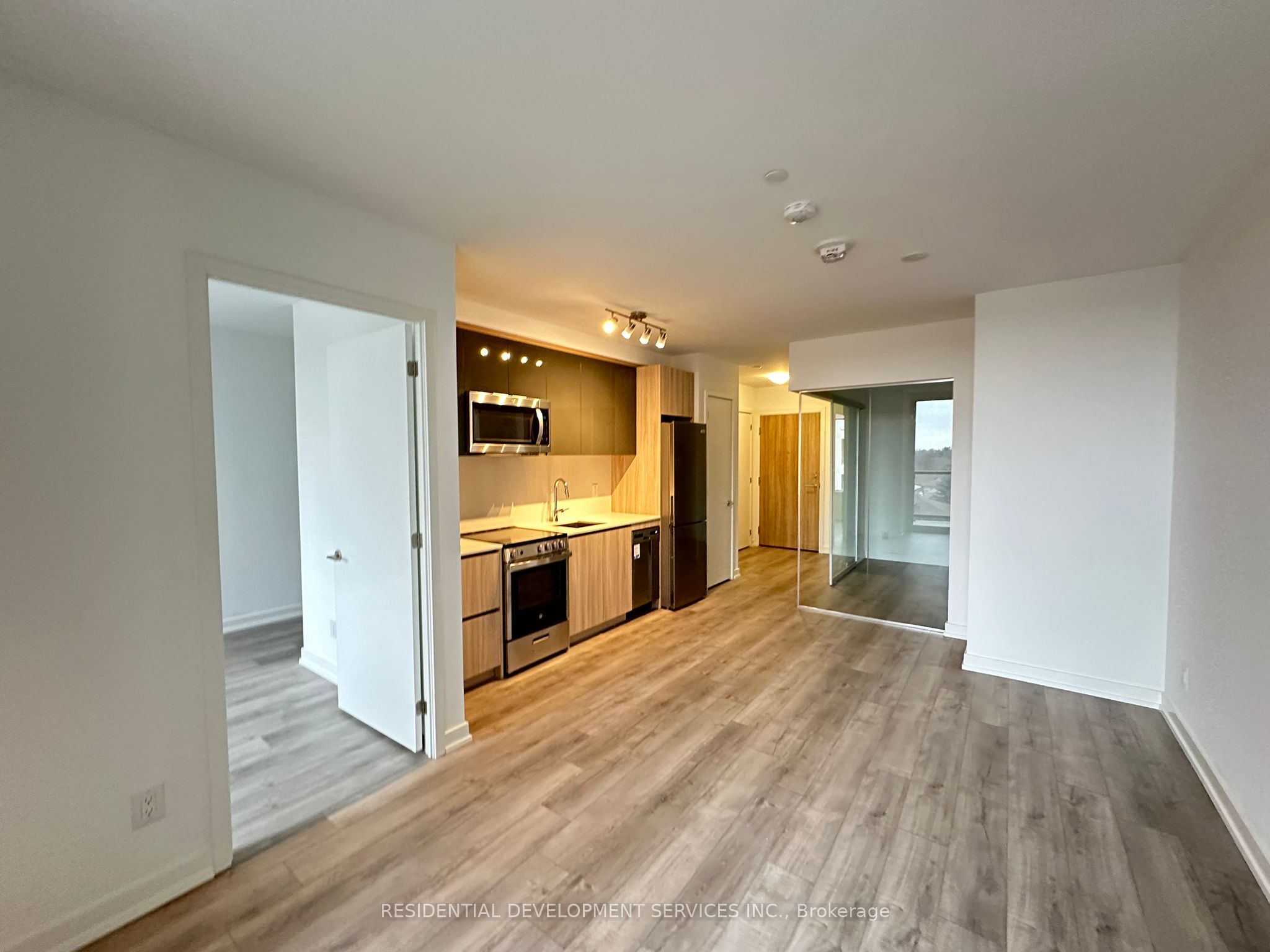 Unit 442 - 3100 Keele Street, North York 3