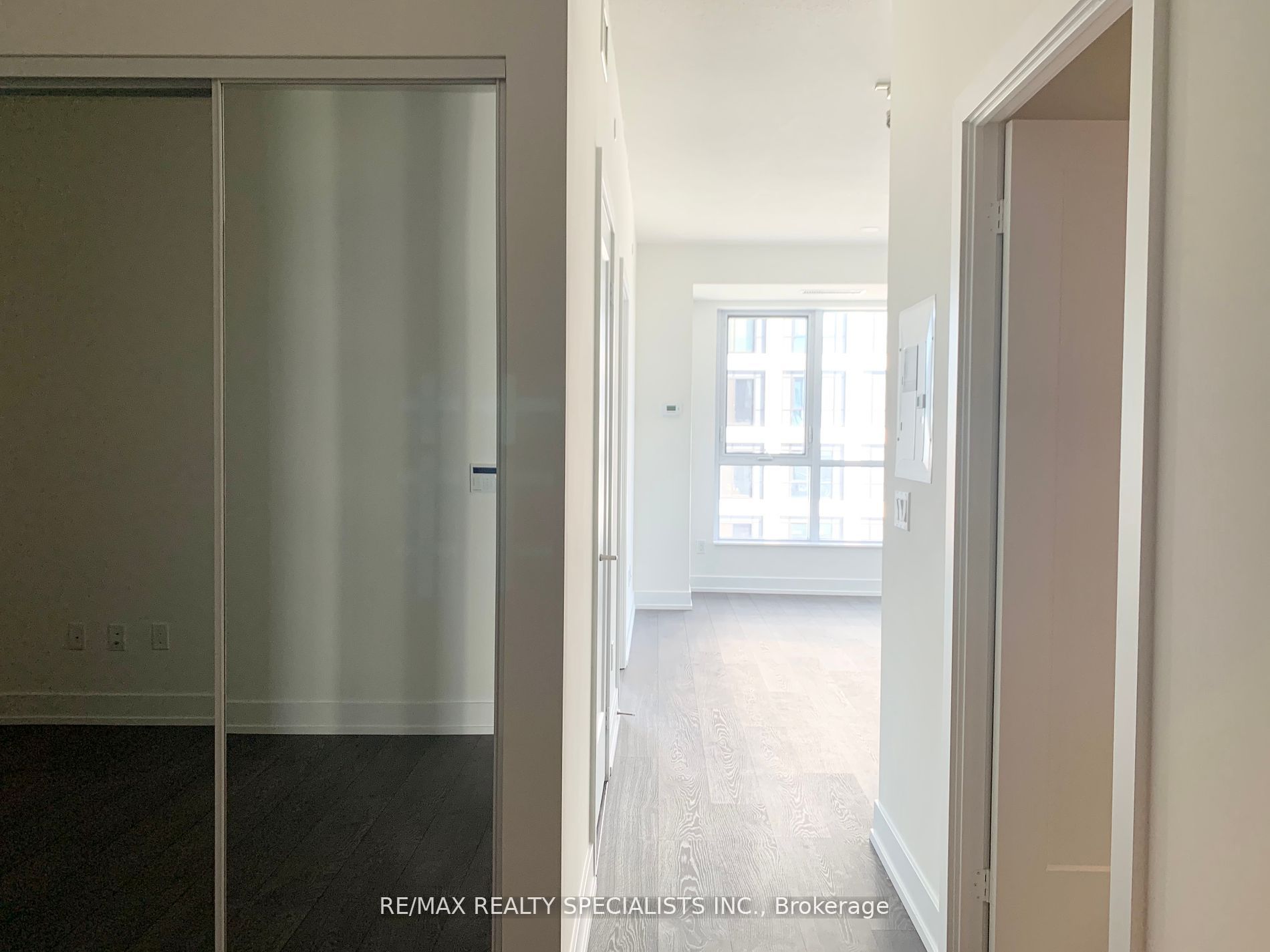 Unit 3421 - 9 Mabelle Avenue, Etobicoke 3