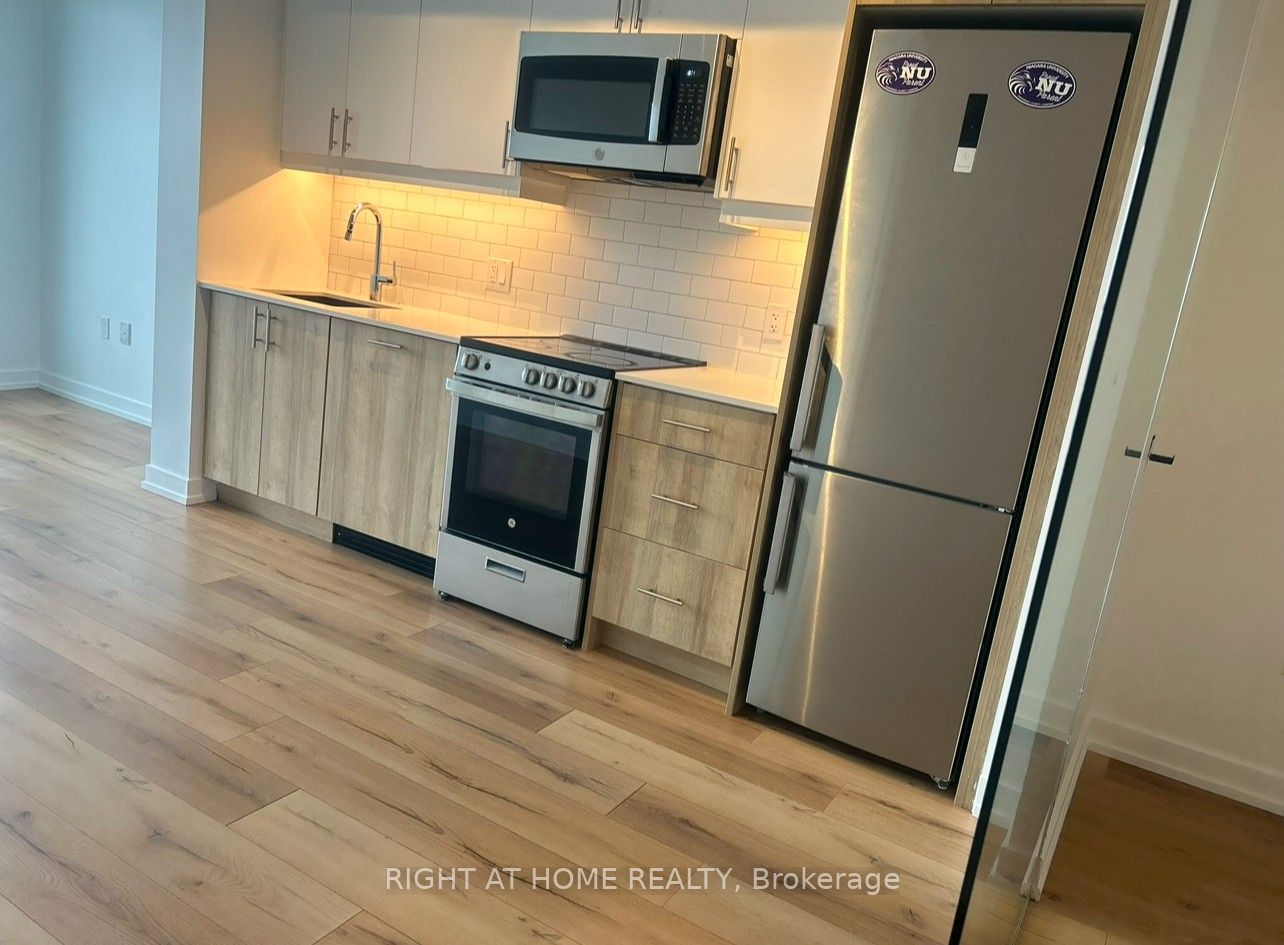 Unit 704 - 1195 The Queensway, Etobicoke 5