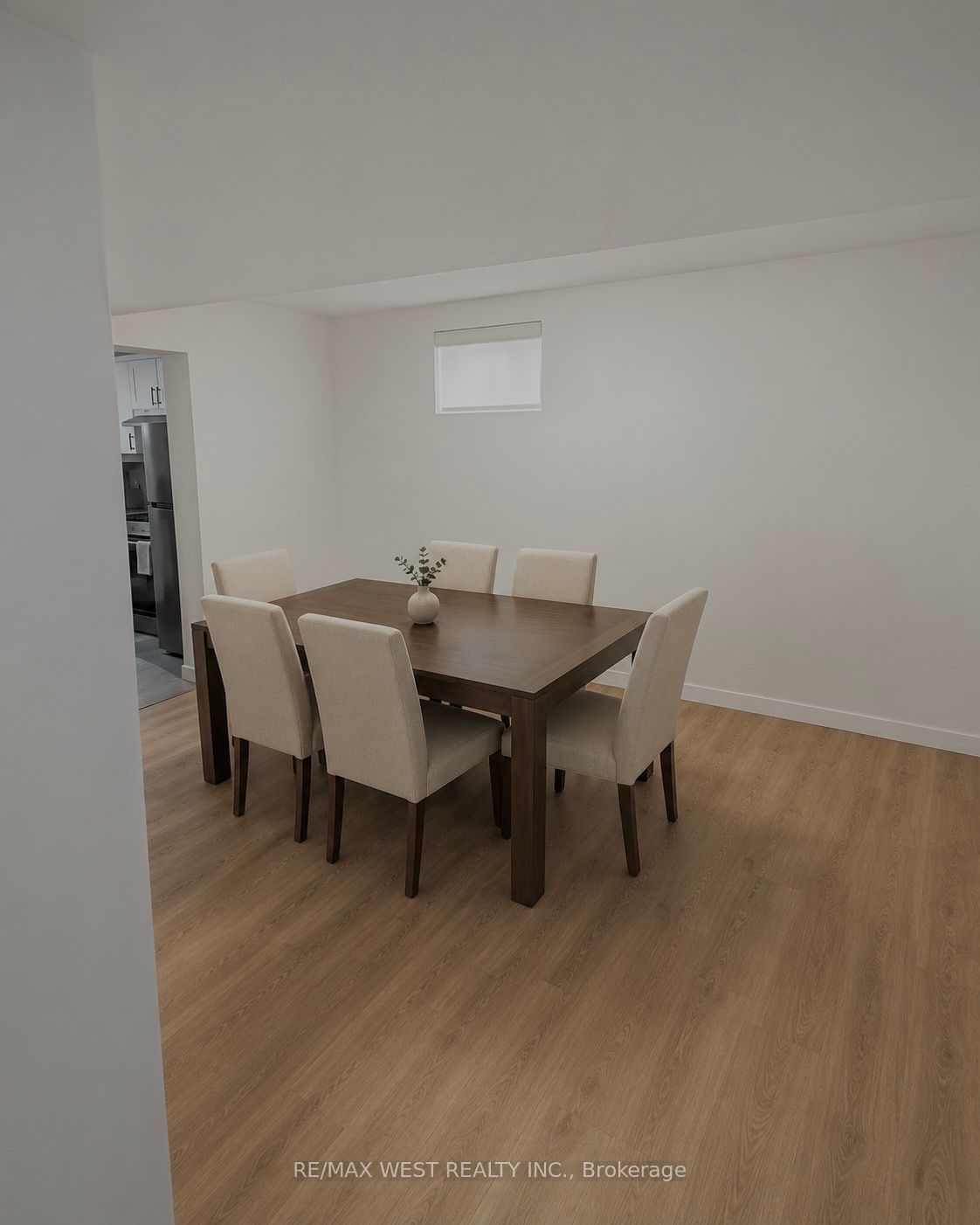 Unit Lower - 41 Westroyal Road, Etobicoke 2