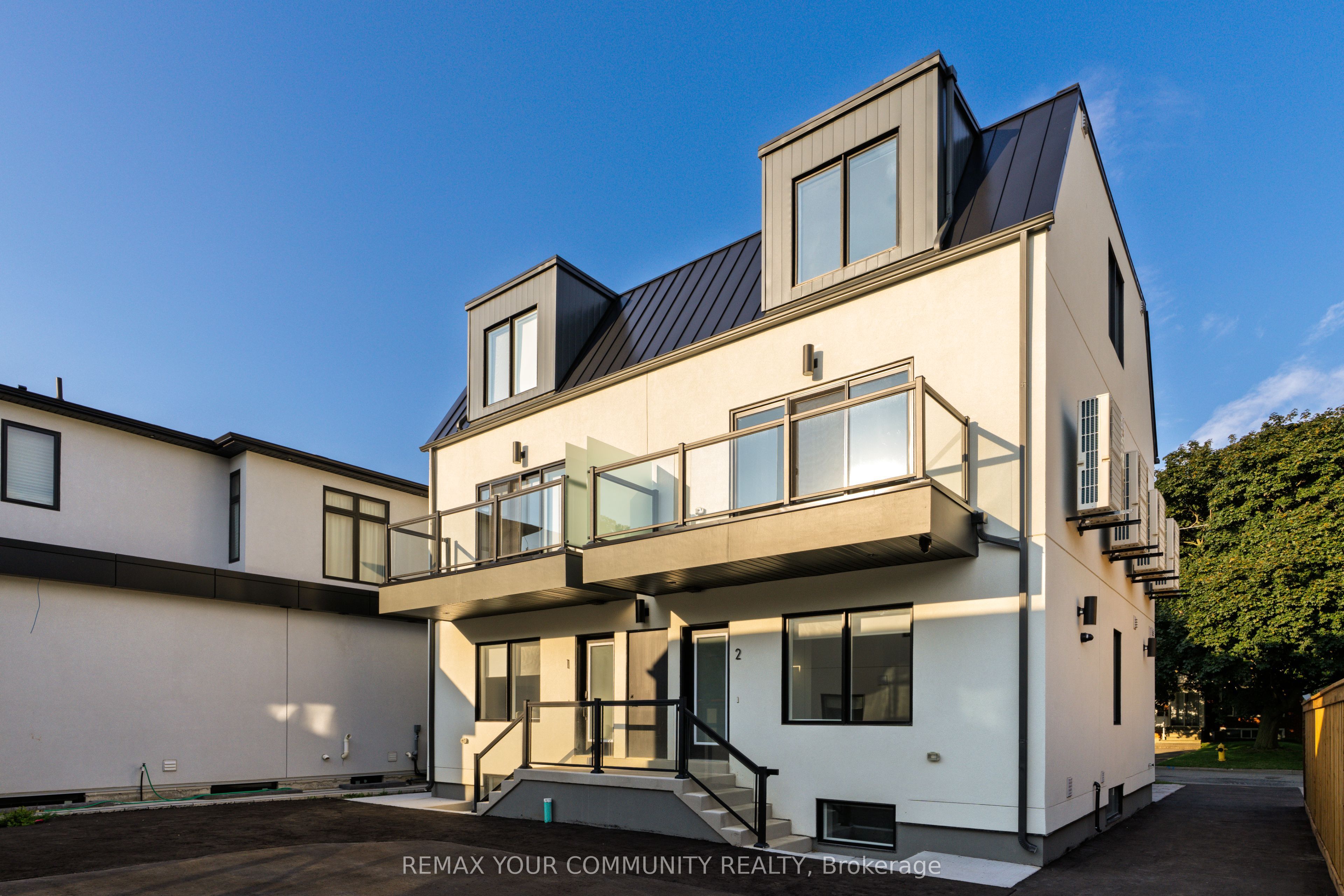 Unit 2 - 34 Poplar Avenue, Etobicoke 5