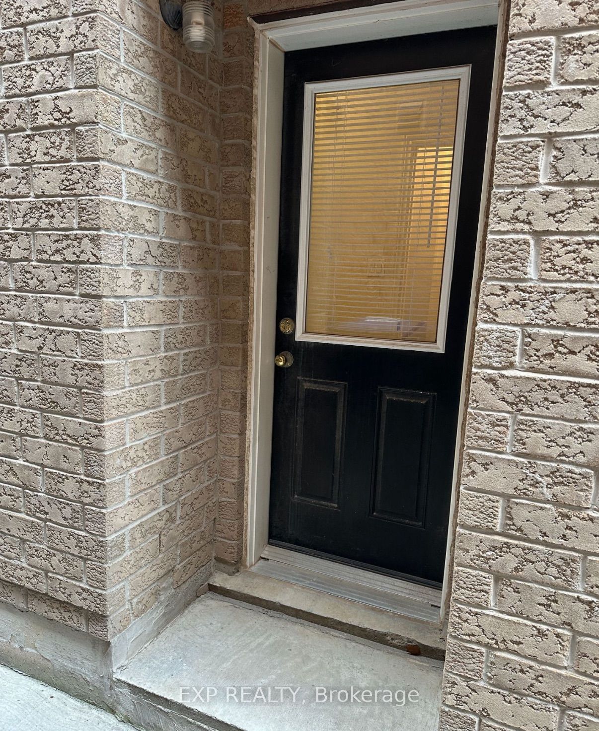 Unit Basement - 5 Fallgate Drive, Brampton 2