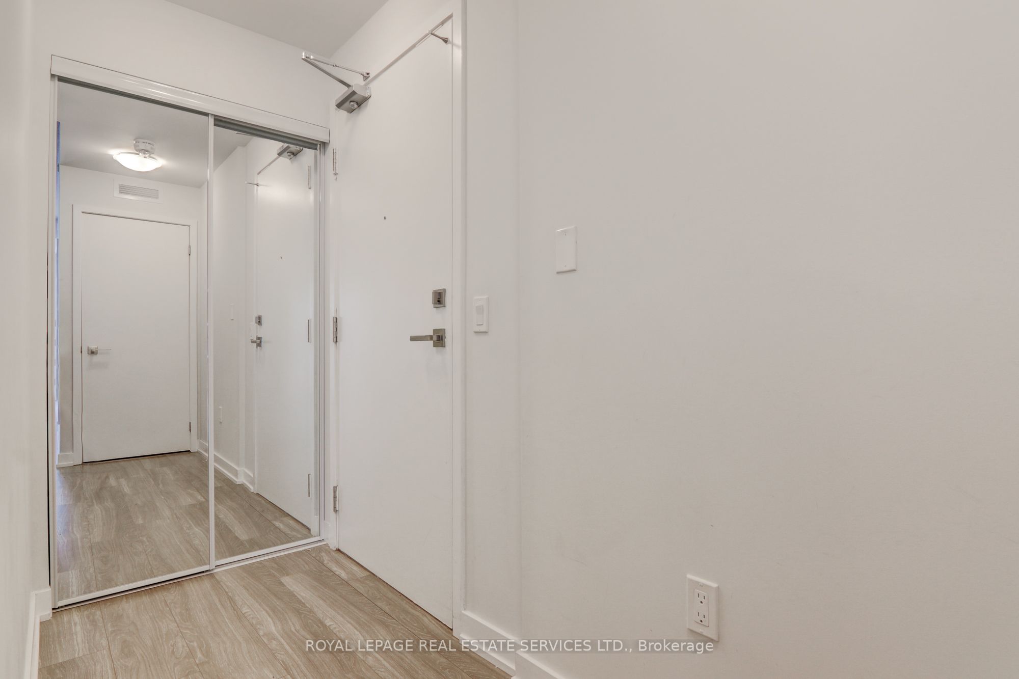 Unit 1816 - 4055 Parkside Village Drive, Mississauga 5