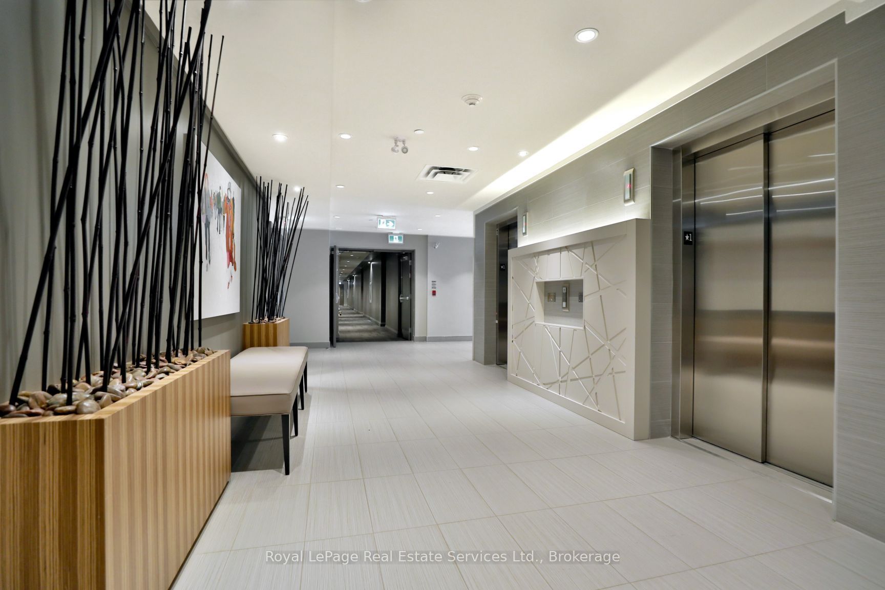 Unit 204 - 3028 Creekshore Common, Oakville 4