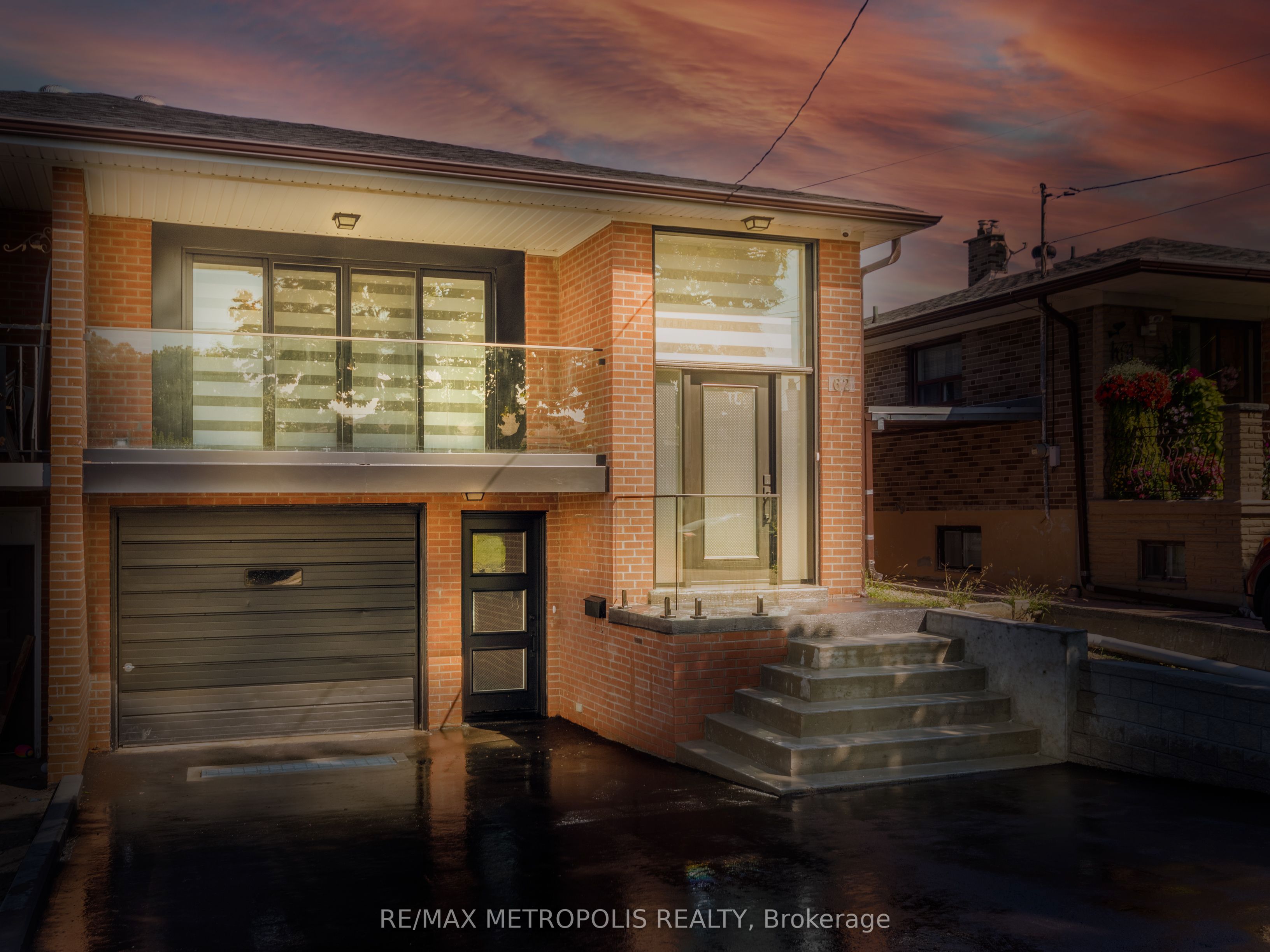 Unit Upper - 62 Davelayne Road, North York 4