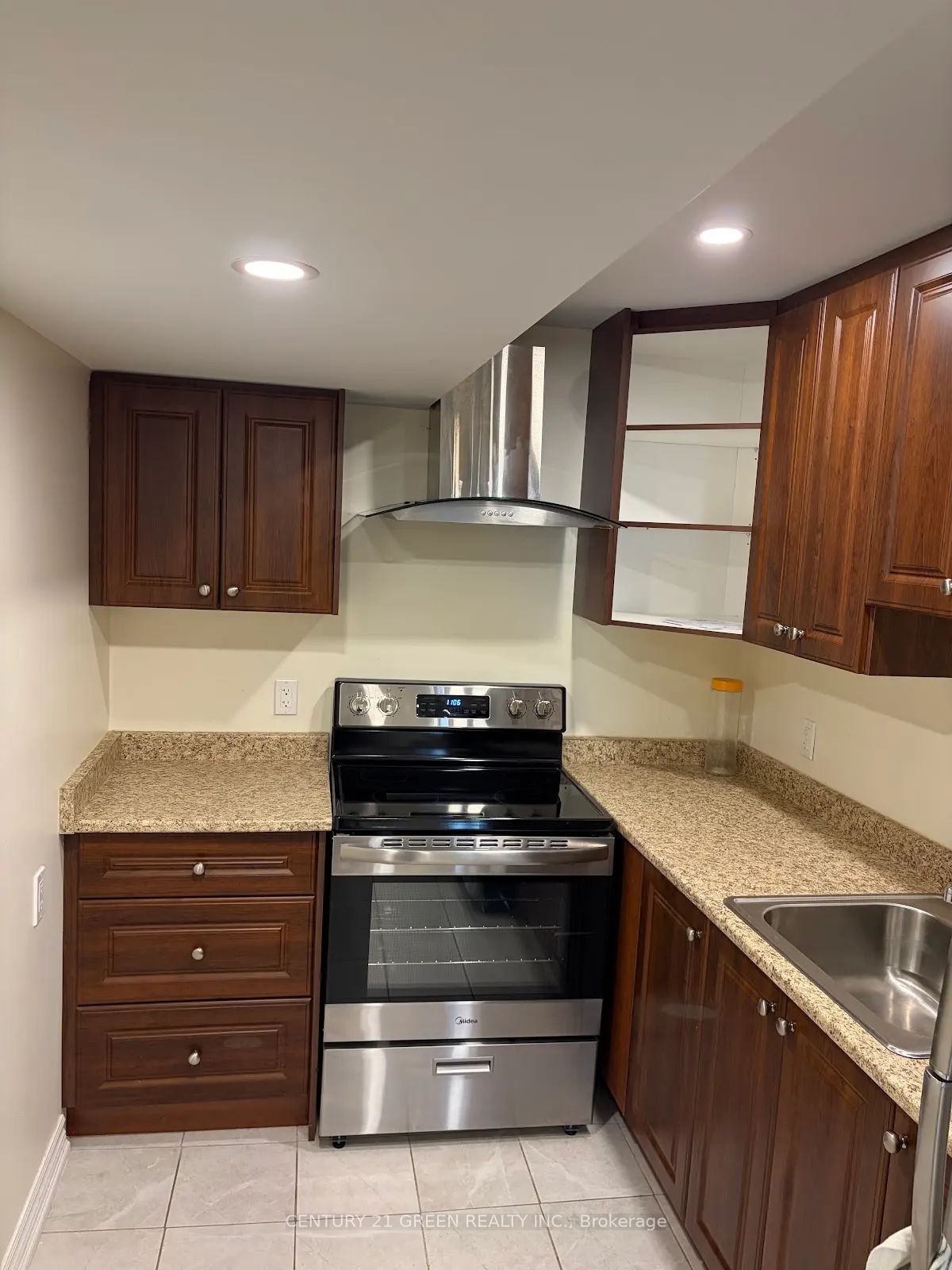 Unit Bsmt - 346 English Mill Court, Milton 5