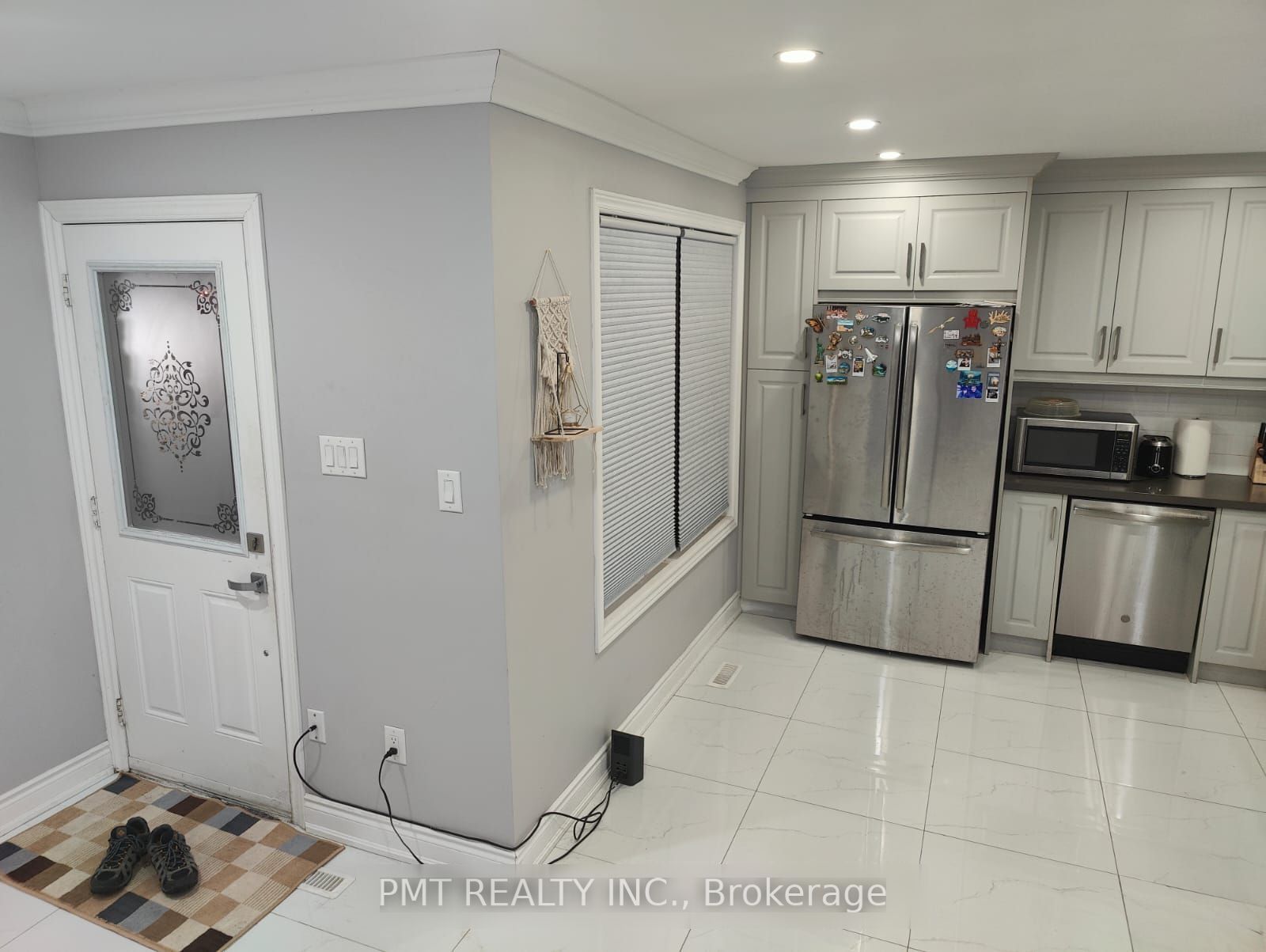 73 Greene Drive, Brampton 2