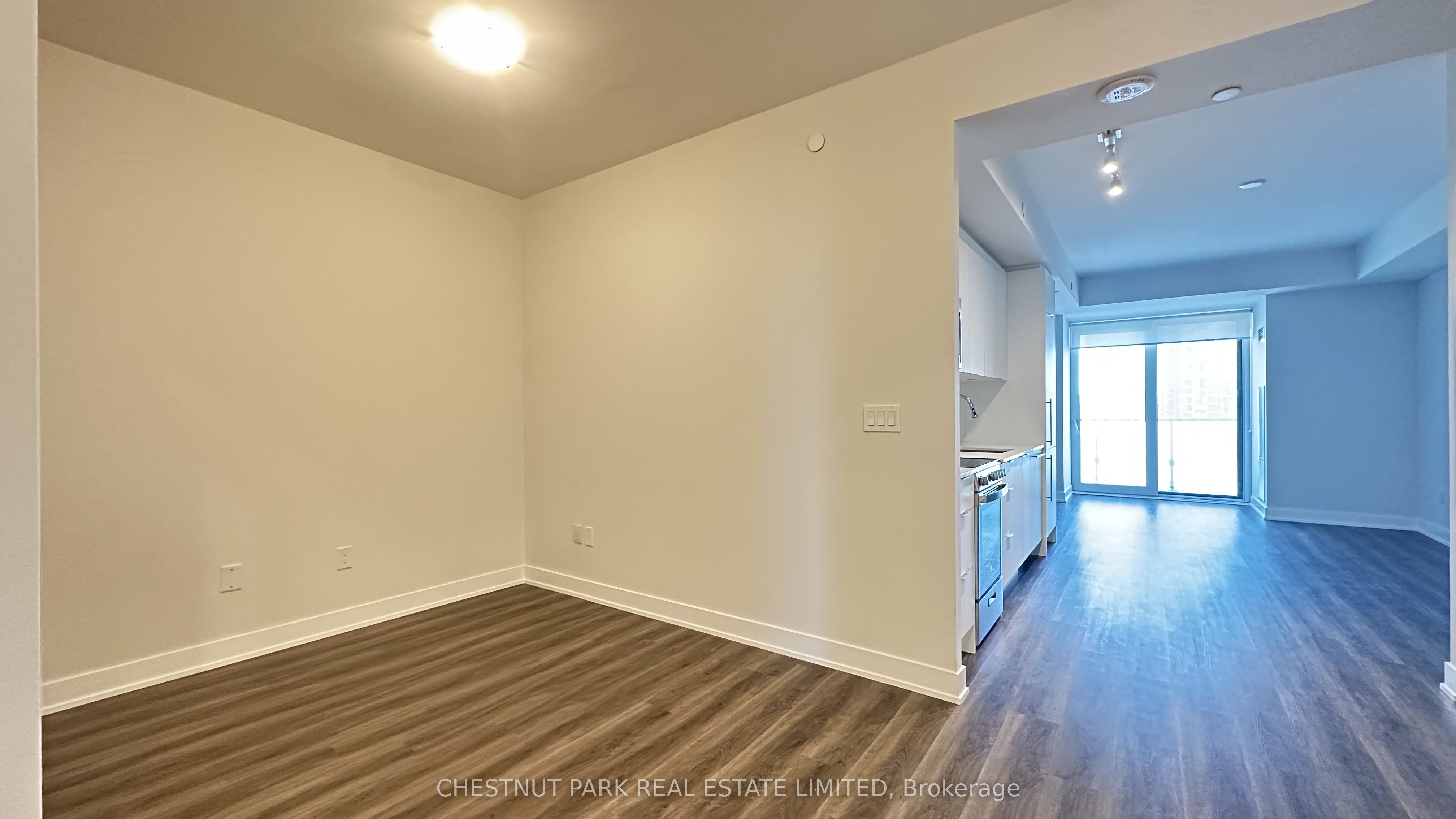 Unit 1305 - 430 Square One Drive, Mississauga 5