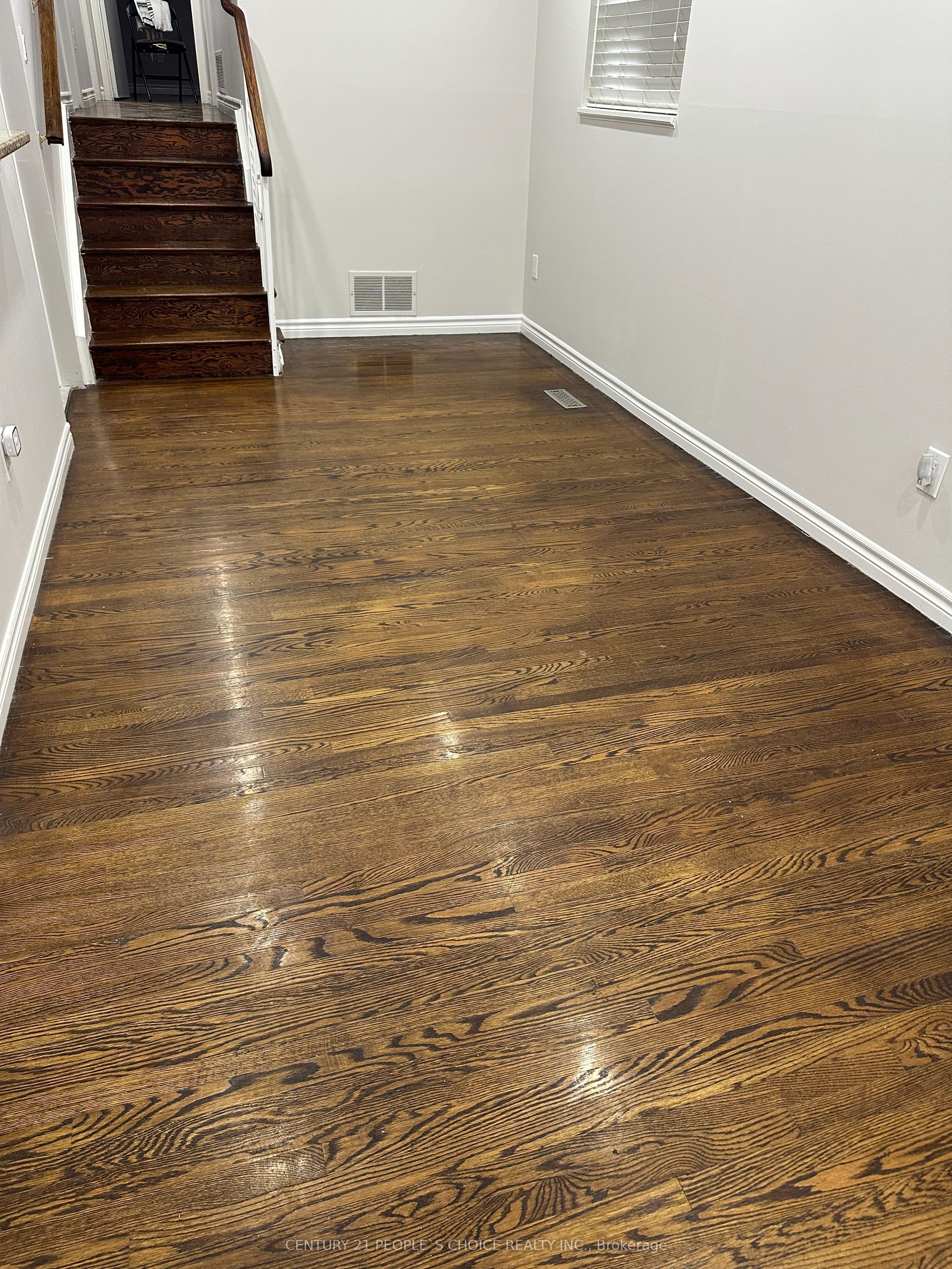 Unit Upper - 72 Cathcart Crescent, Brampton 4