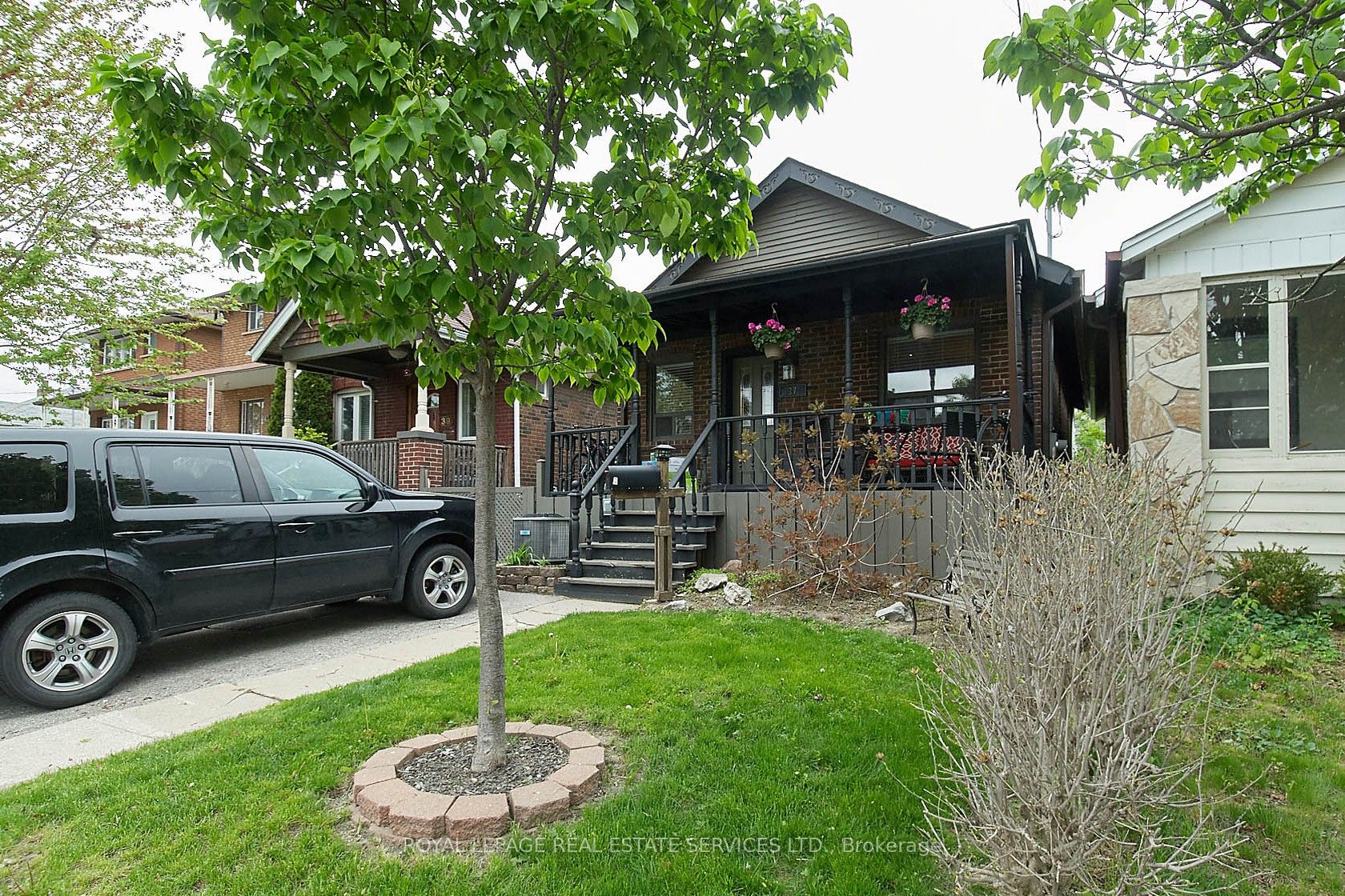 37 Seventeenth Street, Etobicoke 3