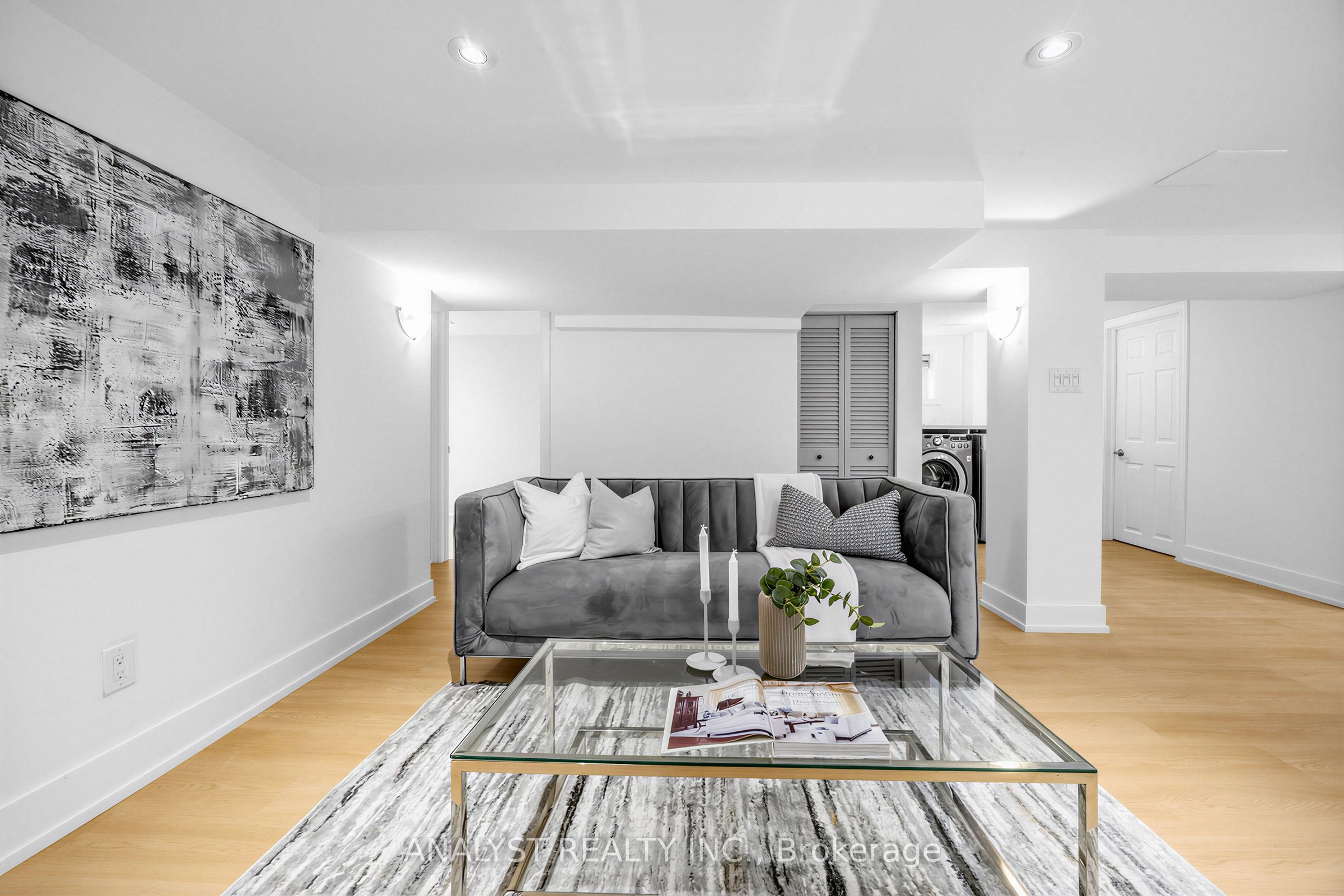 Unit Lower Level - 39 Chartwell Road, Etobicoke 3