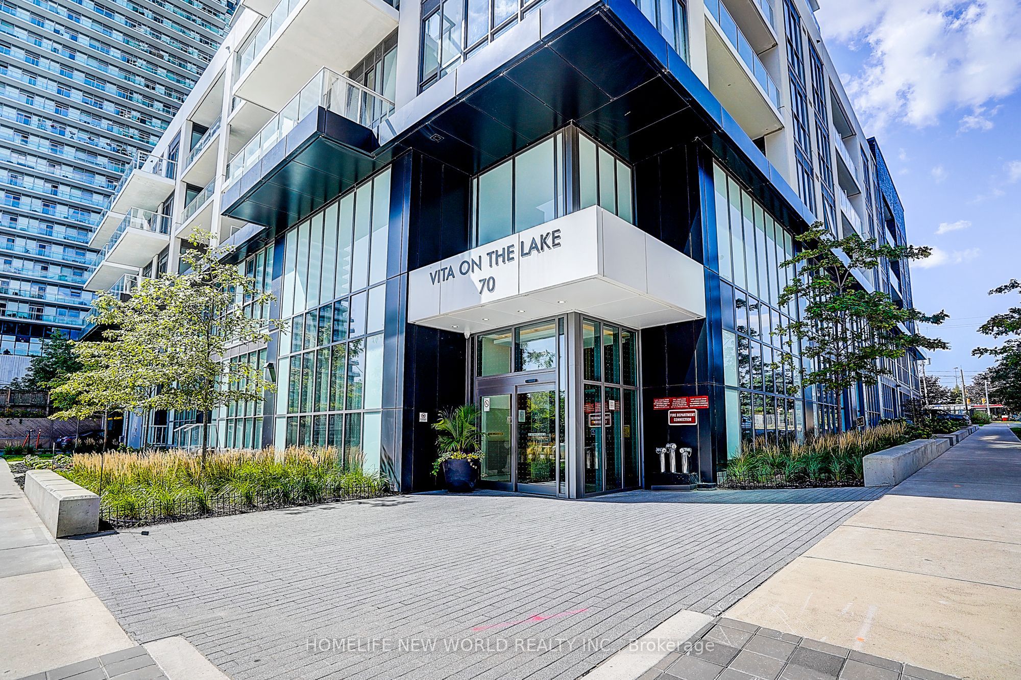 Unit 5204 - 70 Annie Craig Drive, Etobicoke 2