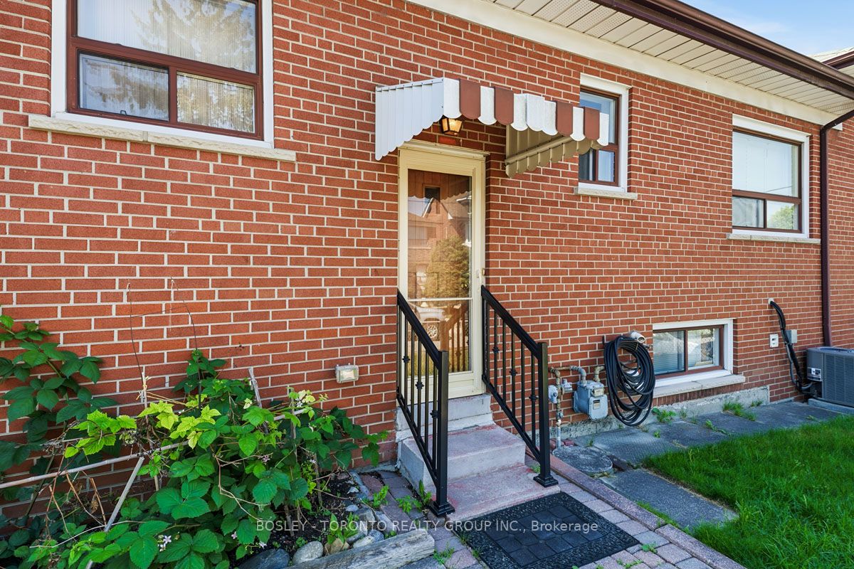 Unit Lower - 146 Earlscourt Avenue, Toronto 2