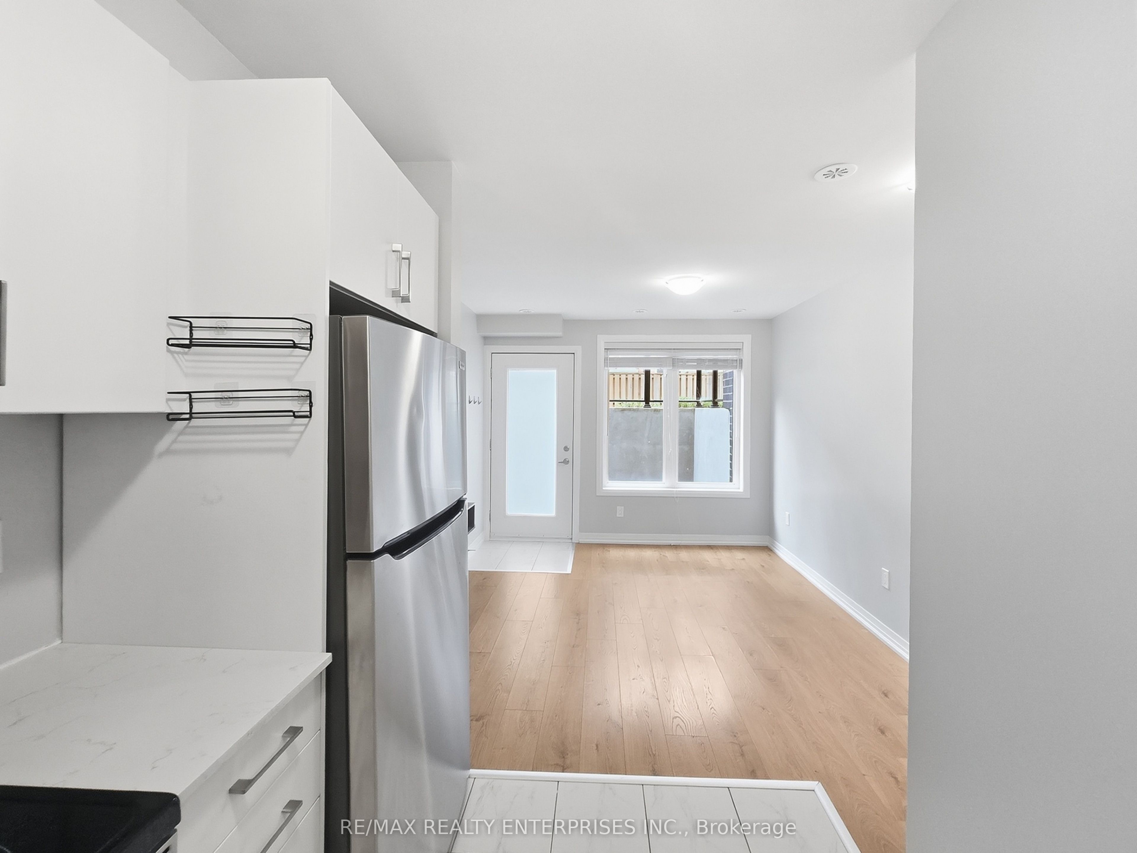 Unit 123 - 1145 Journeyman Lane, Mississauga 4