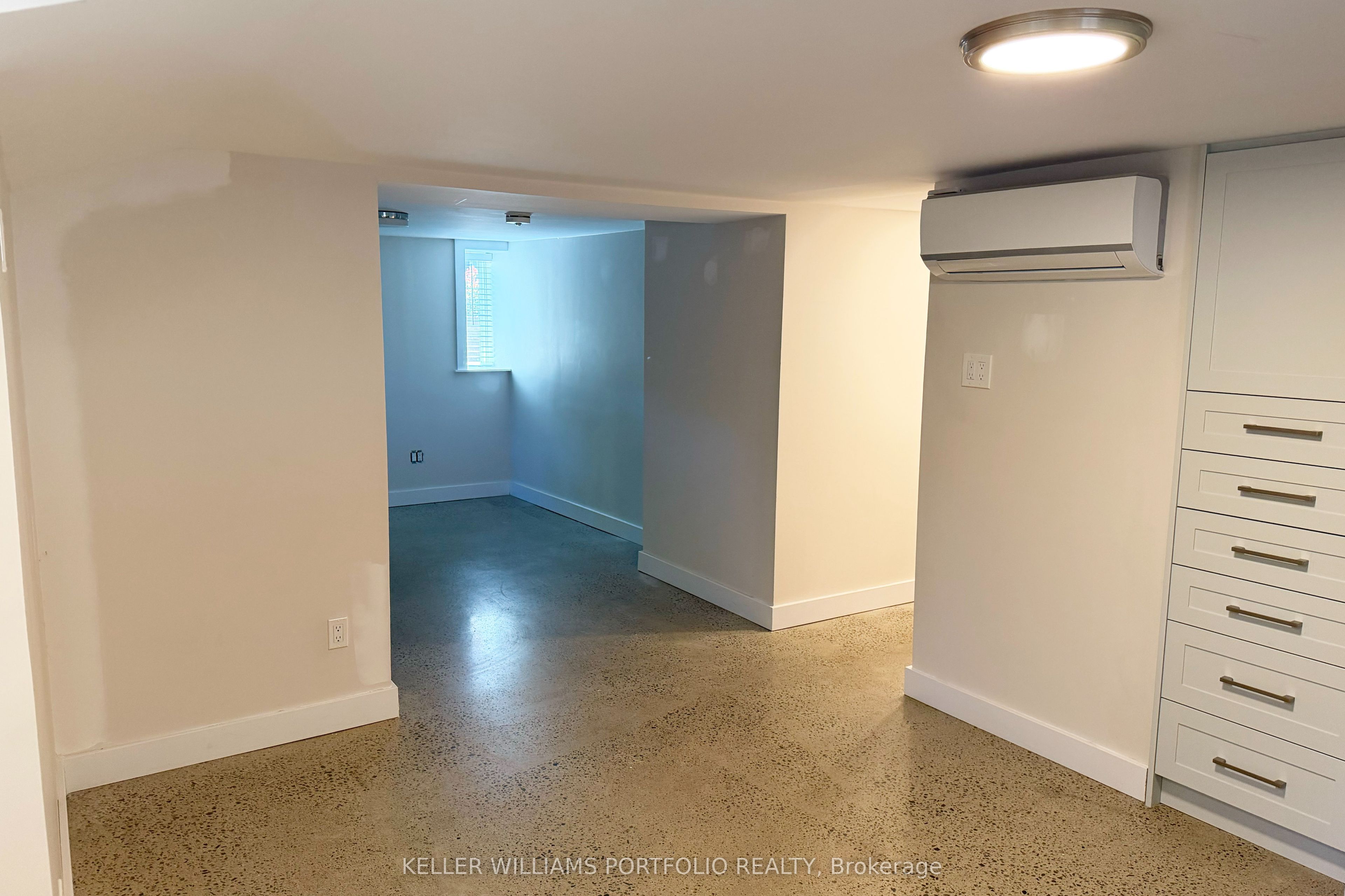 Unit Bsmt - 172 High Park Avenue, Toronto 5