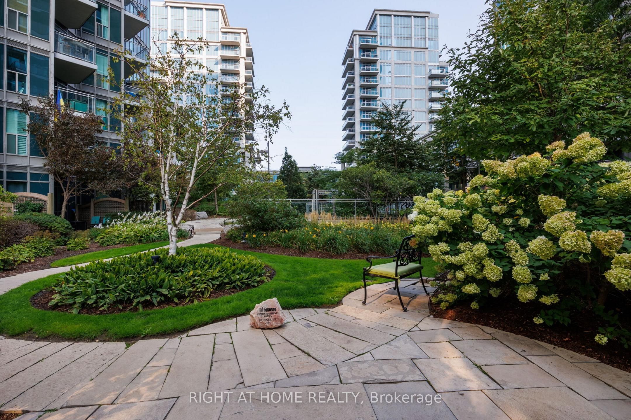 Unit 217 - 2119 Lake Shore Boulevard W, Etobicoke 5