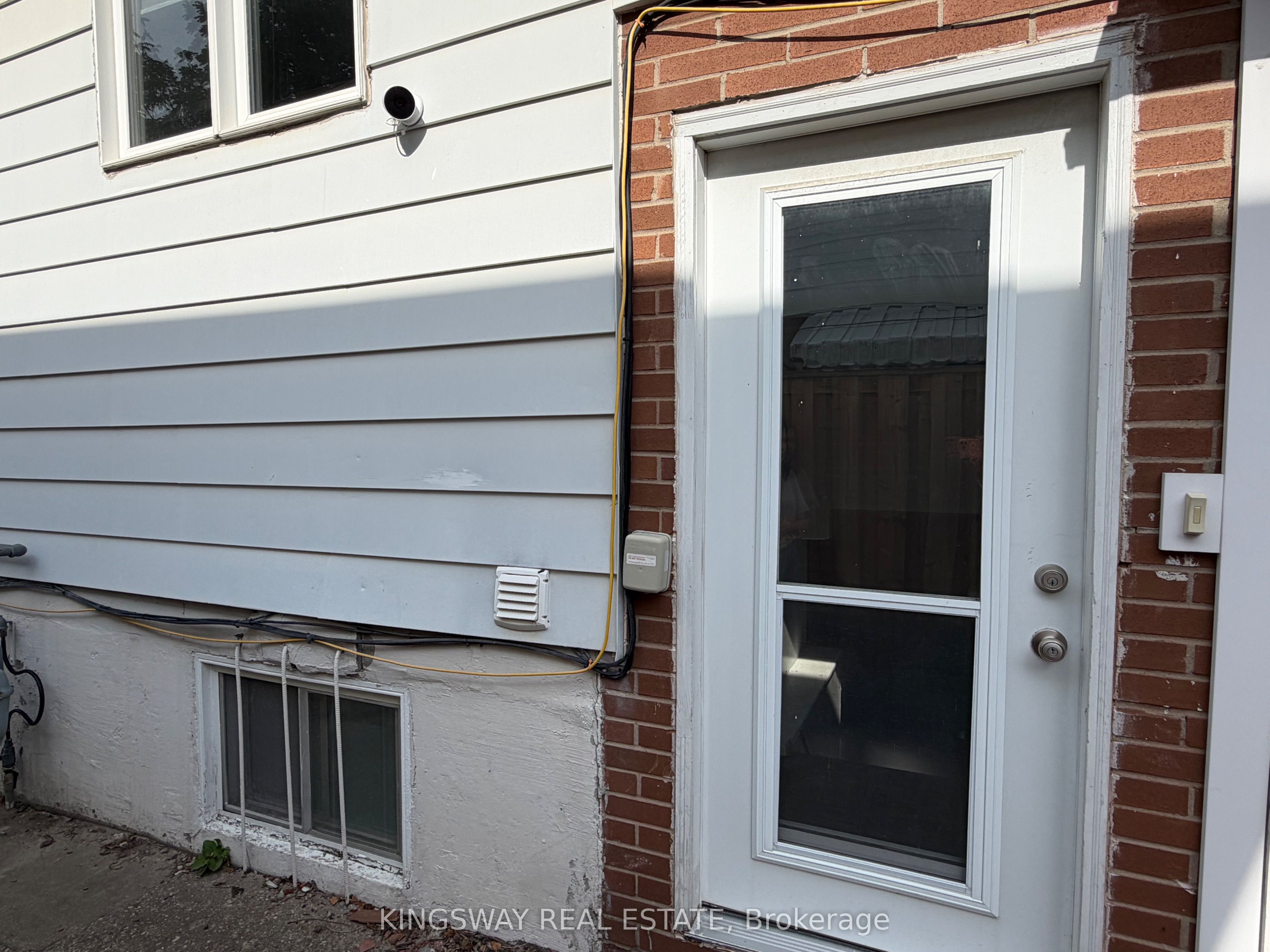 Unit Lower Level - 323 Montego Rd. Road, Mississauga 2