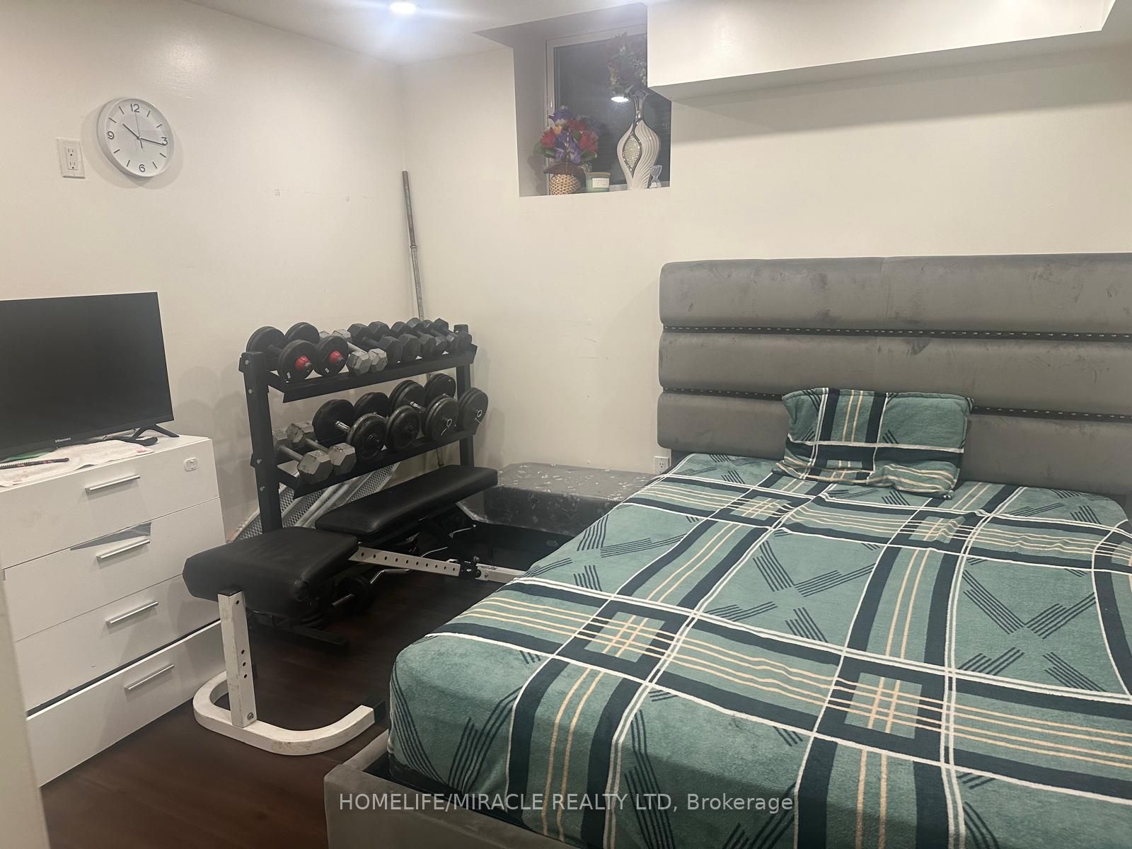 Unit Bsmt - 54 Oranmore Crescent, Brampton 5