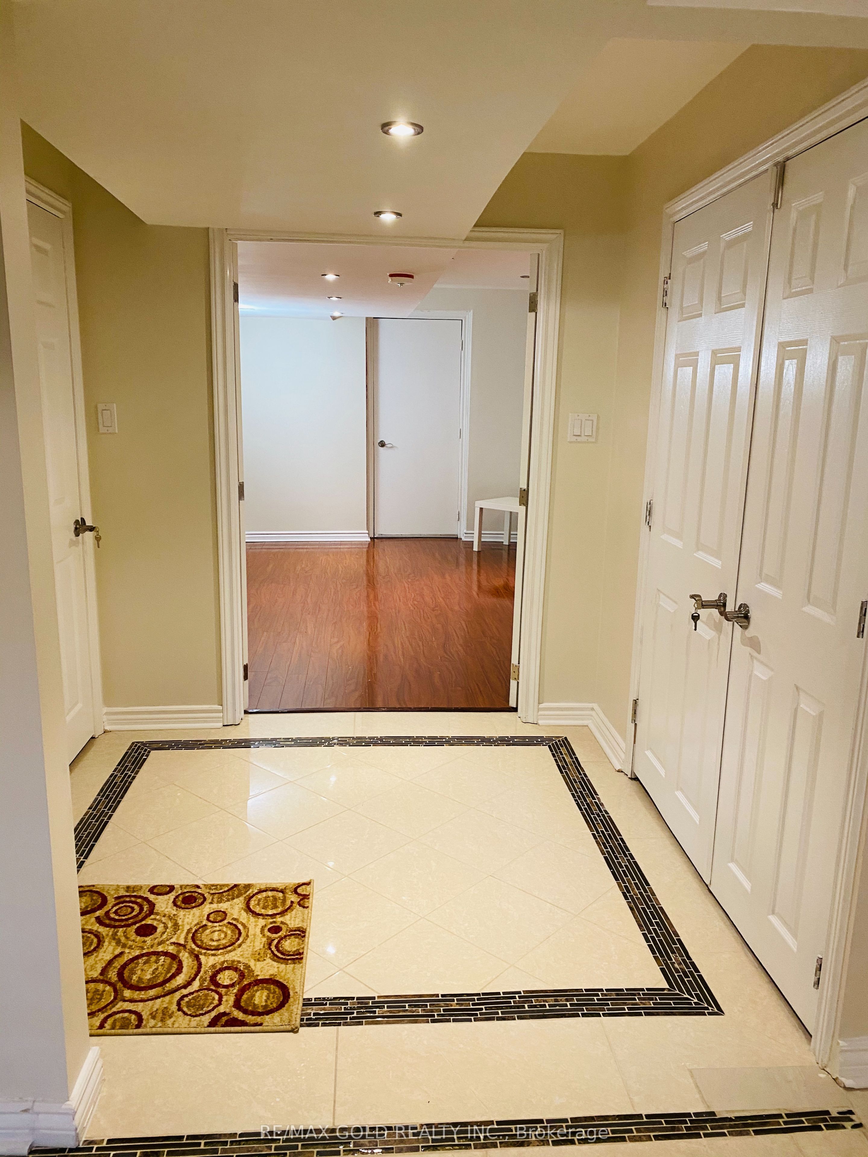 Unit Basement - 102 Gardenbrooke Trail, Brampton 3