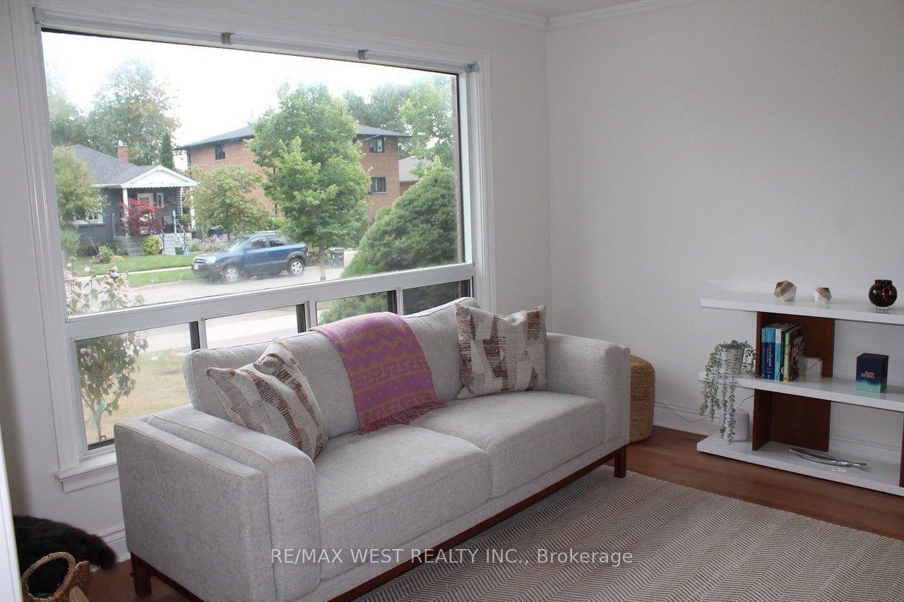 Unit Main - 14 Treeview Drive, Etobicoke 2
