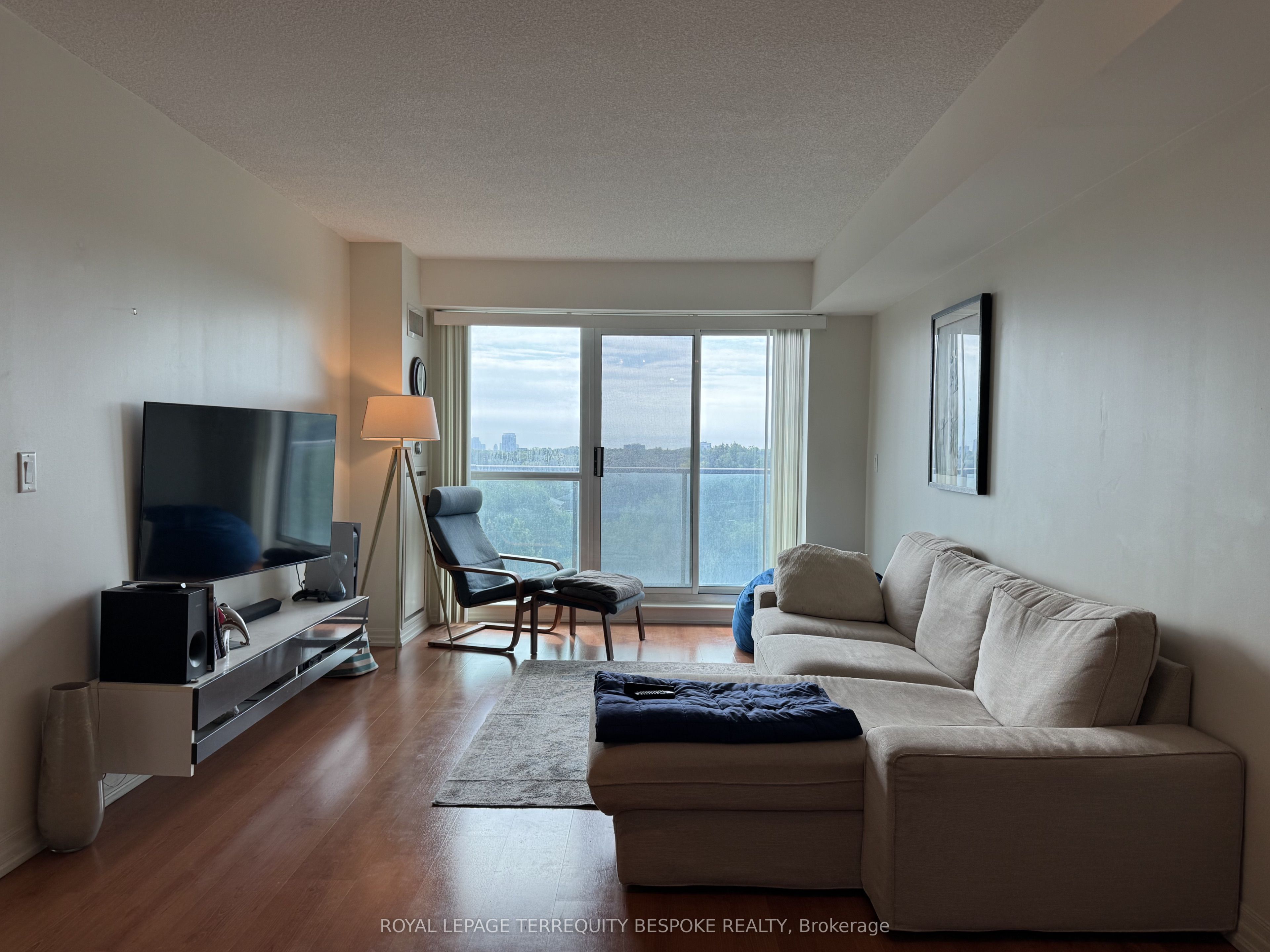 Unit 614 - 1403 Royal York Road, Etobicoke 3