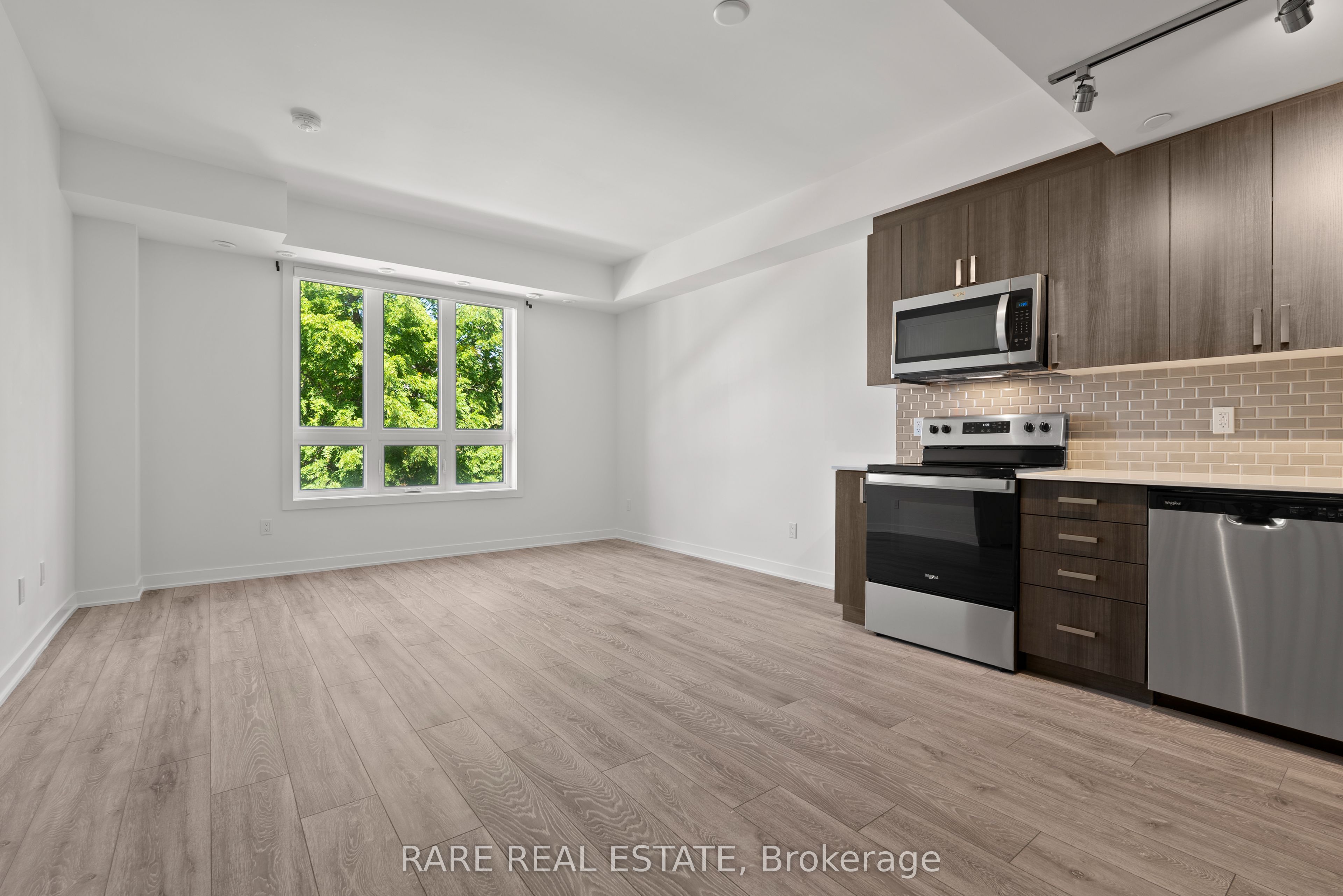 Unit 15 - 4045 Hickory Drive, Mississauga 4