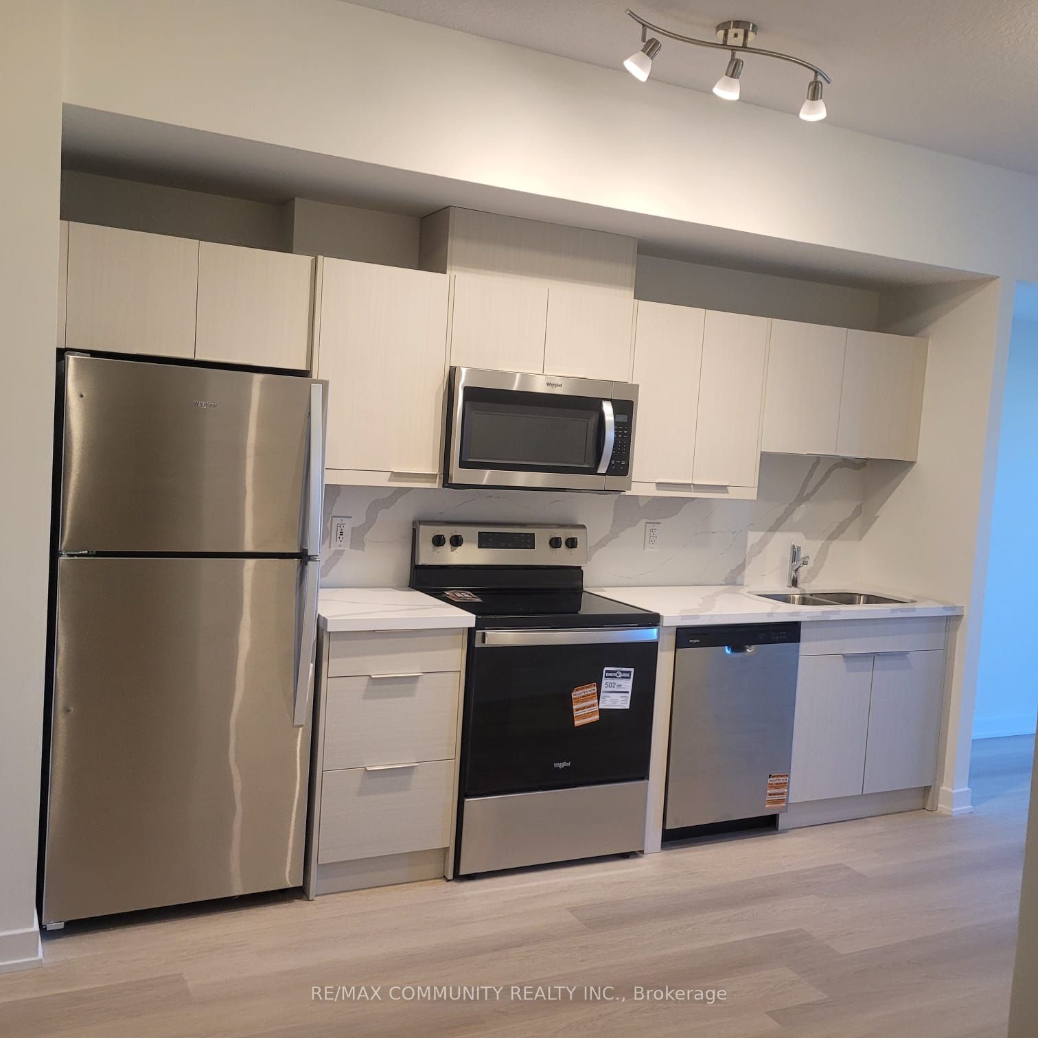 Unit 212 - 2825 Jane Street, North York 5