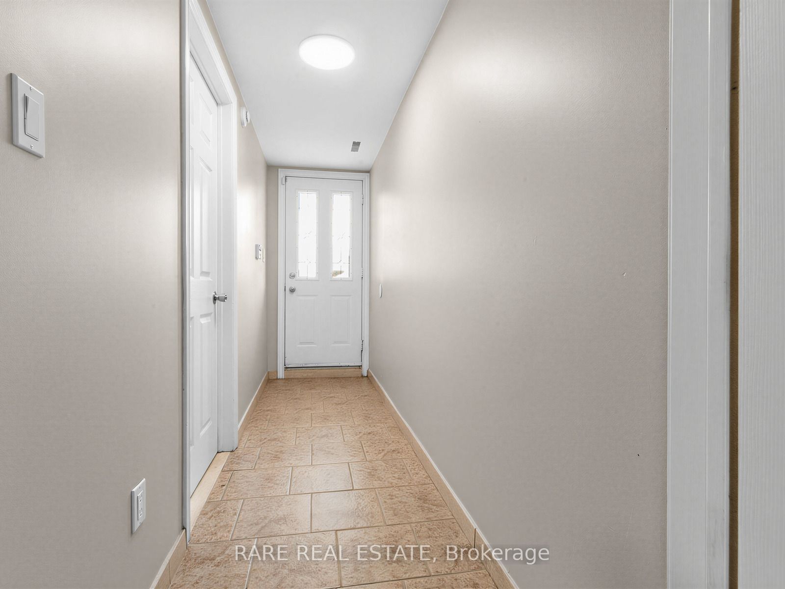 Unit Basement - 4 Hisey Crescent, North York 2