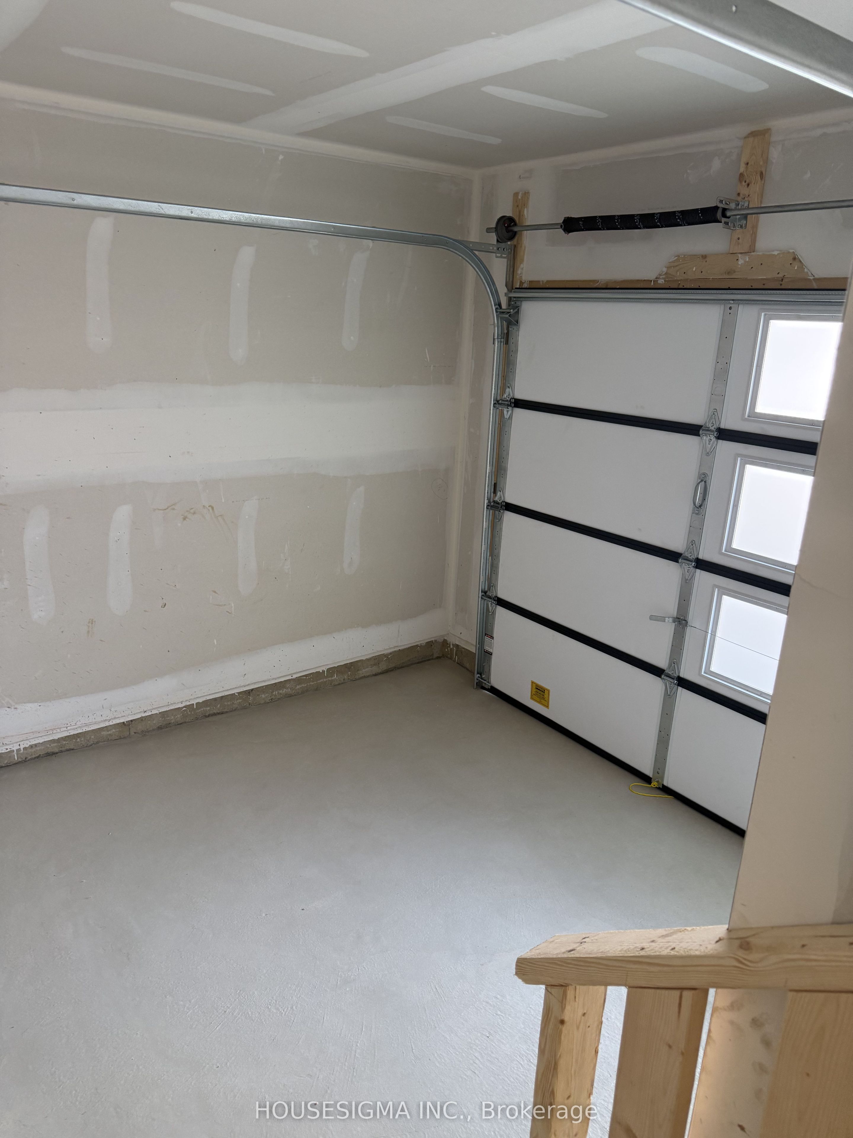 Unit Upper - 94 Fieldfare Road, Brampton 3