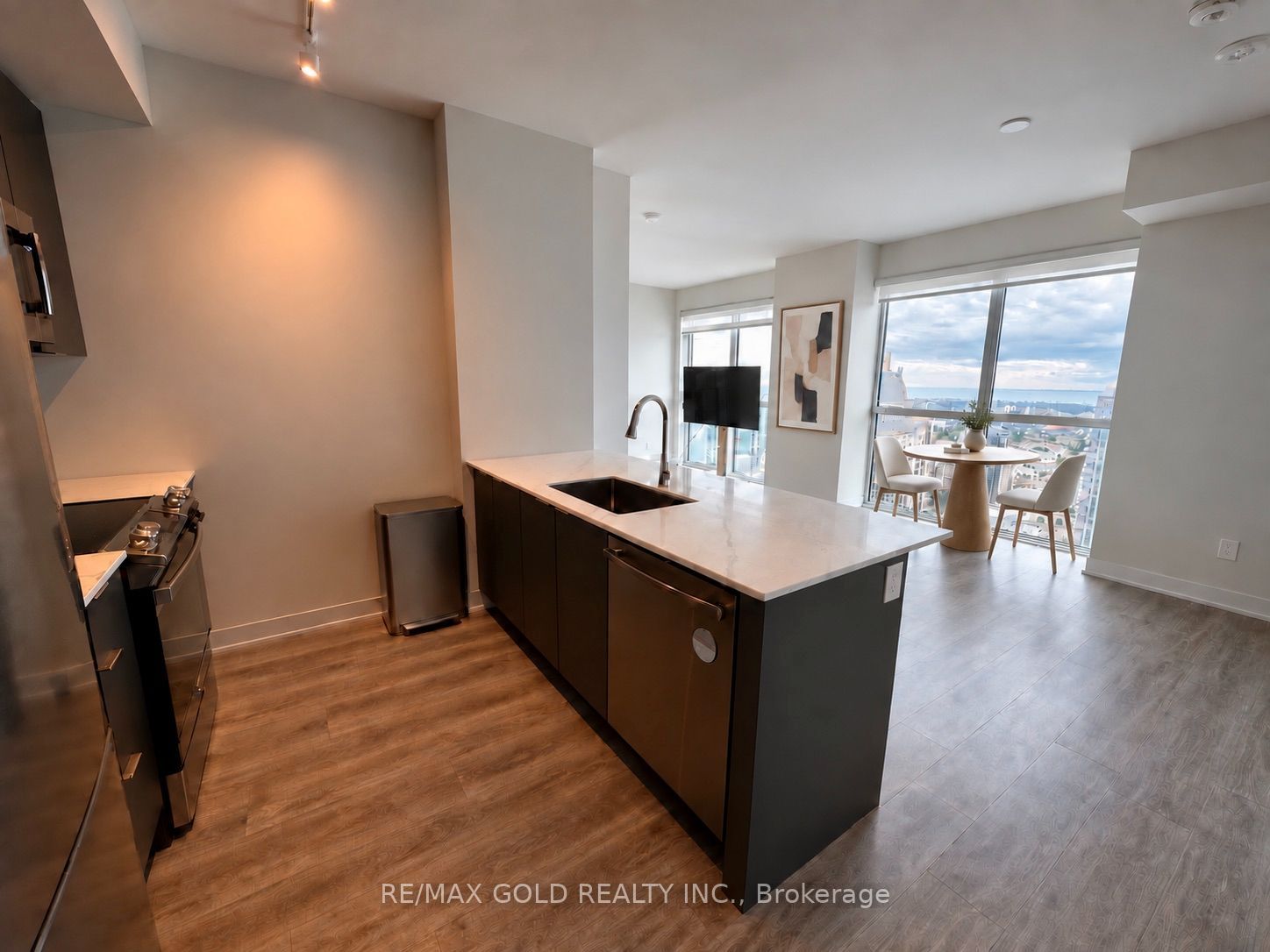 Unit 4403 - 430 Square One Drive, Mississauga 2