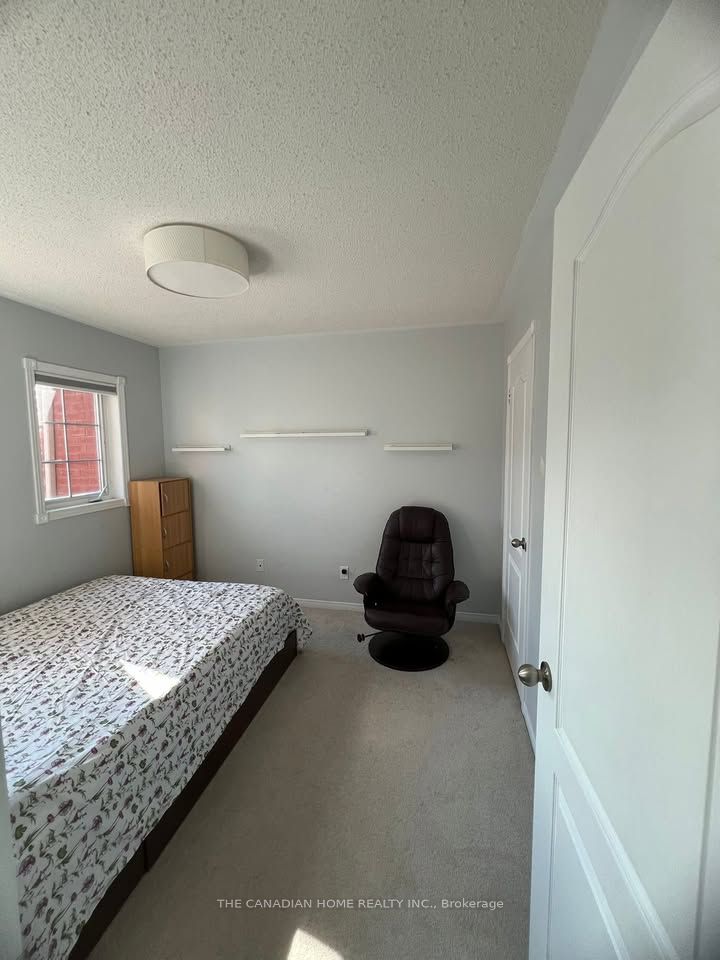 50 Monaco Court W, Brampton 2