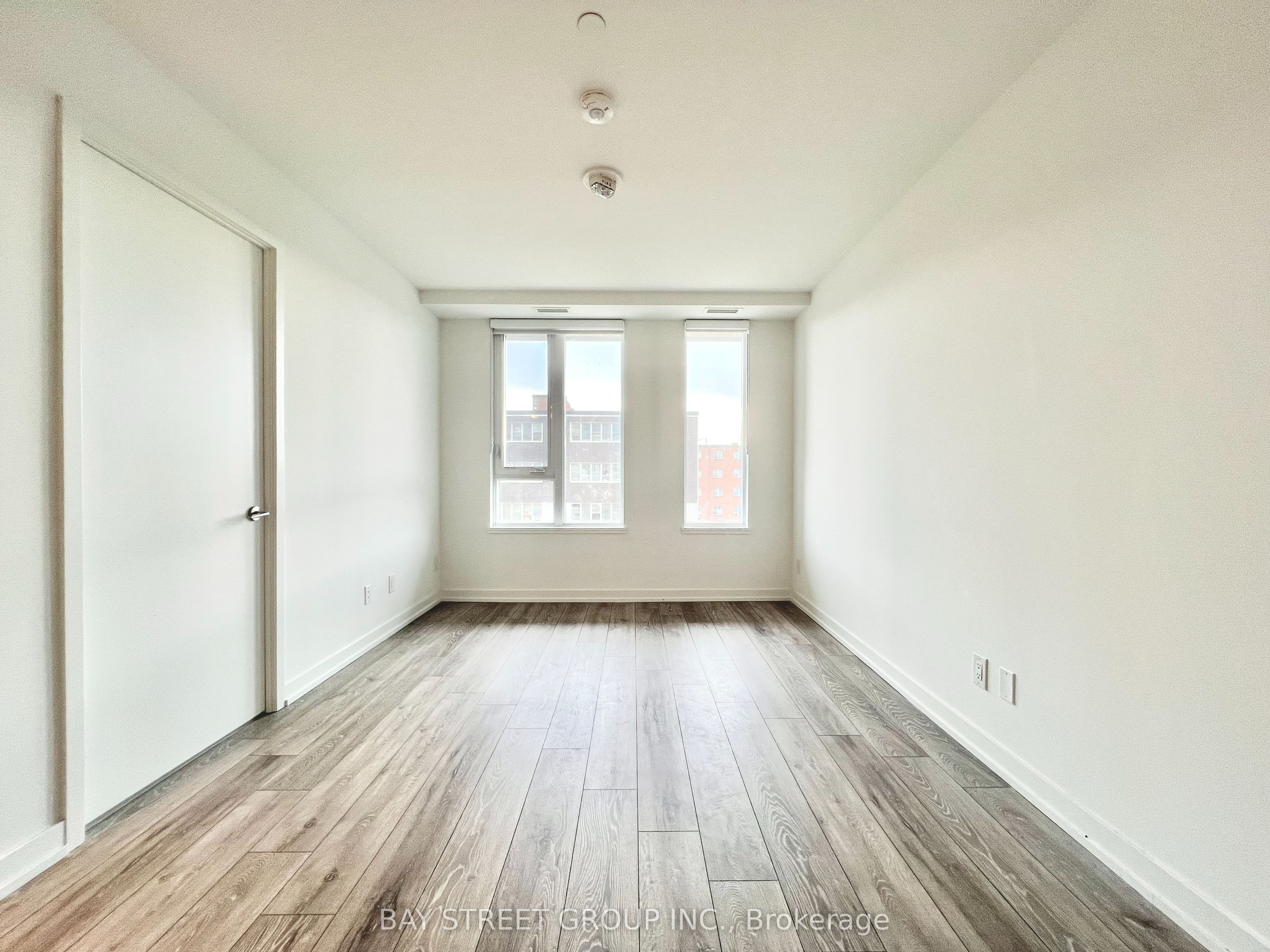 Unit 209 - 11 Maryport Avenue, North York 5