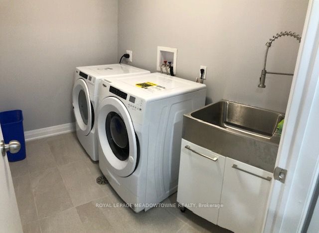 Unit BASEMENT ROOM 2 - 71 Thirtieth Street, Etobicoke 5