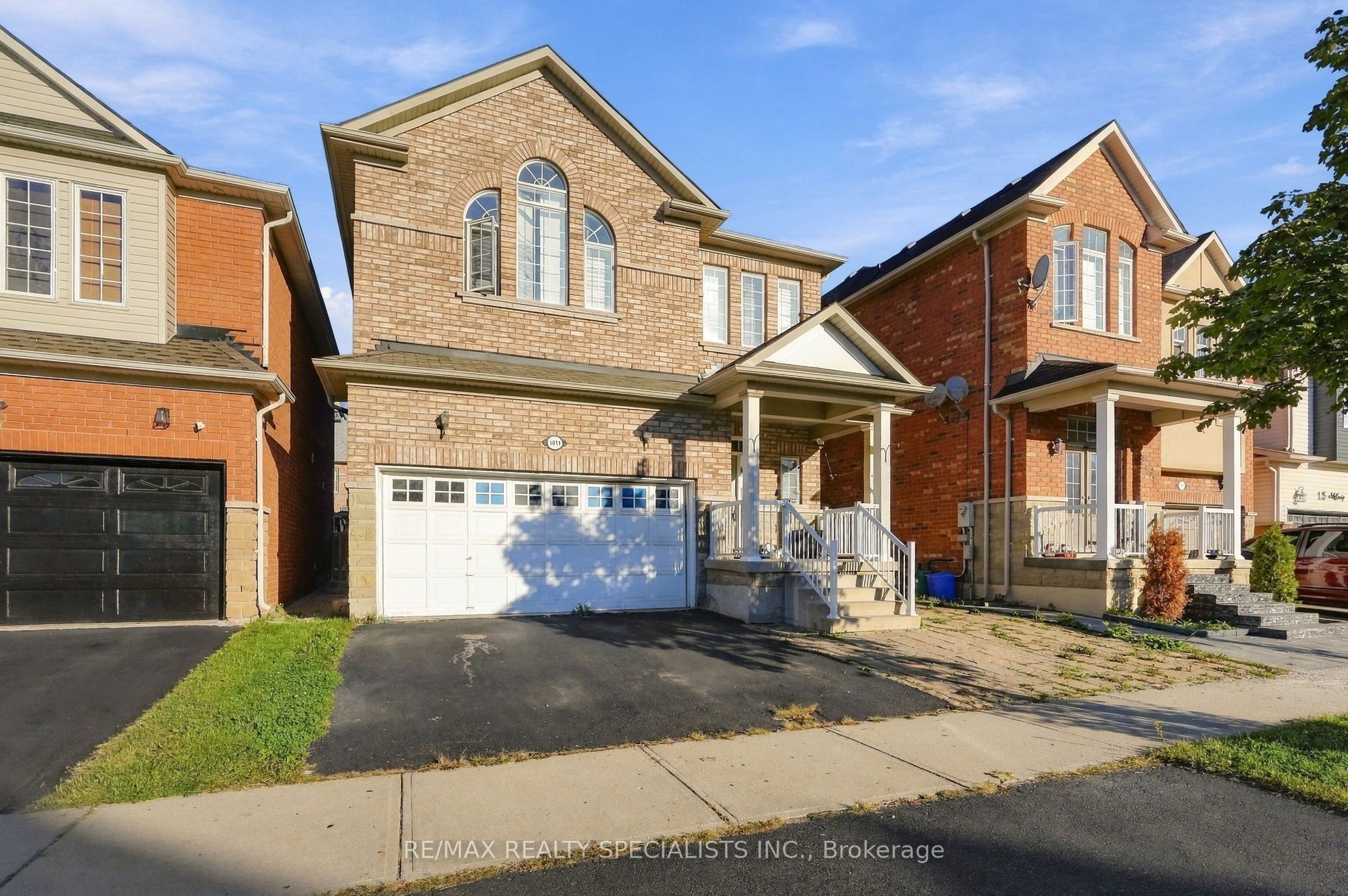 Unit bsmt - 1011 Mccuaig Drive, Milton 2