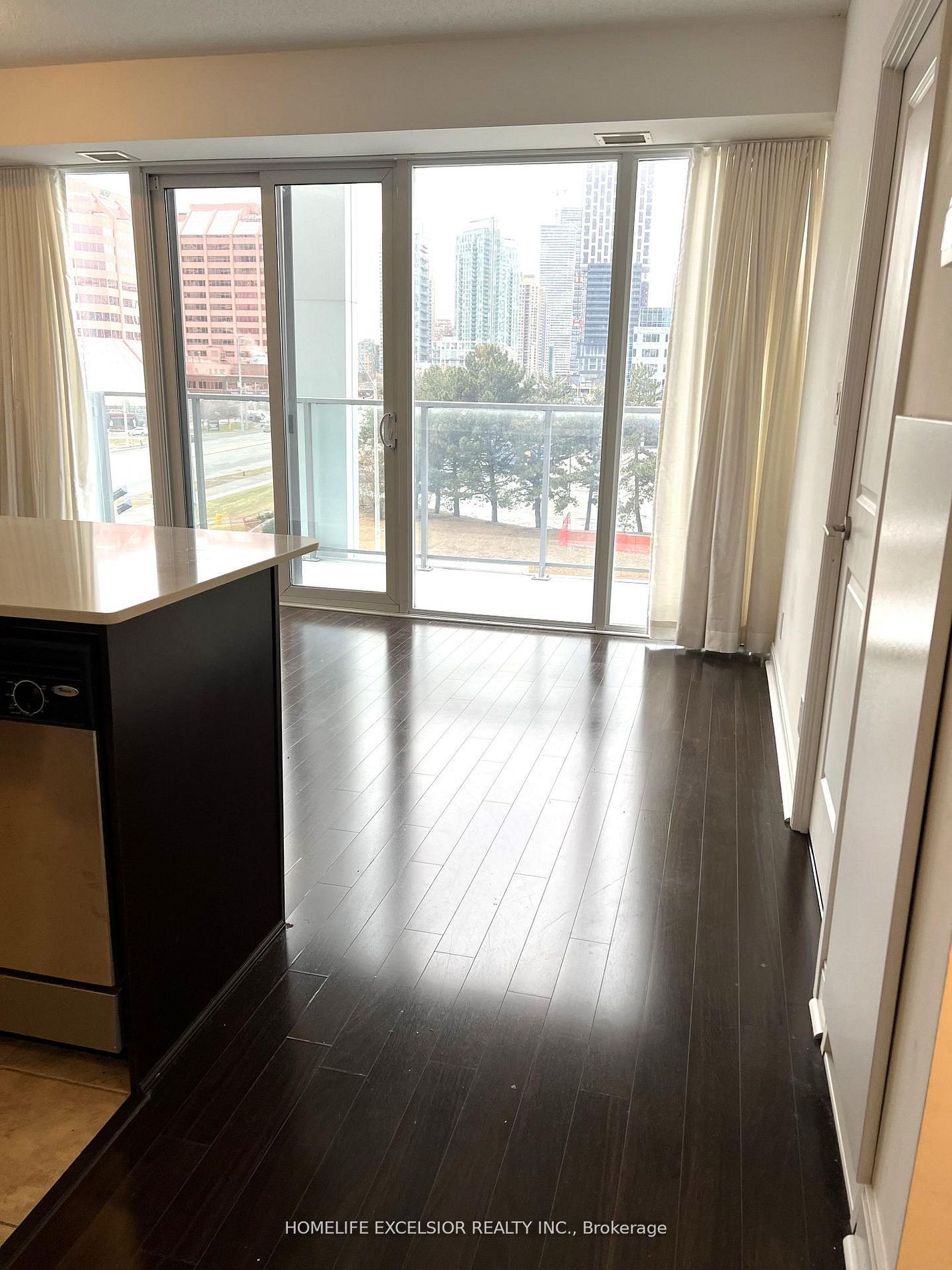 Unit 419 - 4033 Hurontario Street, Mississauga 2