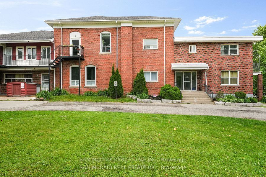 Unit 104 - 15 Faulkner Street, Orangeville 1
