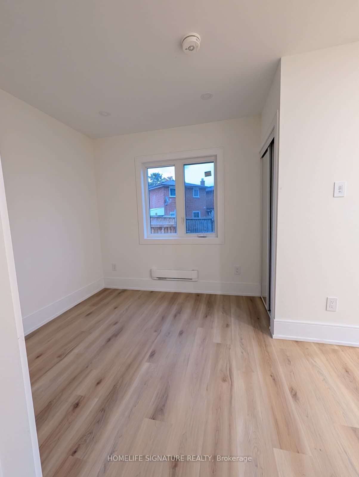 Unit Garden Suite - 22 Medina Place, Brampton 4