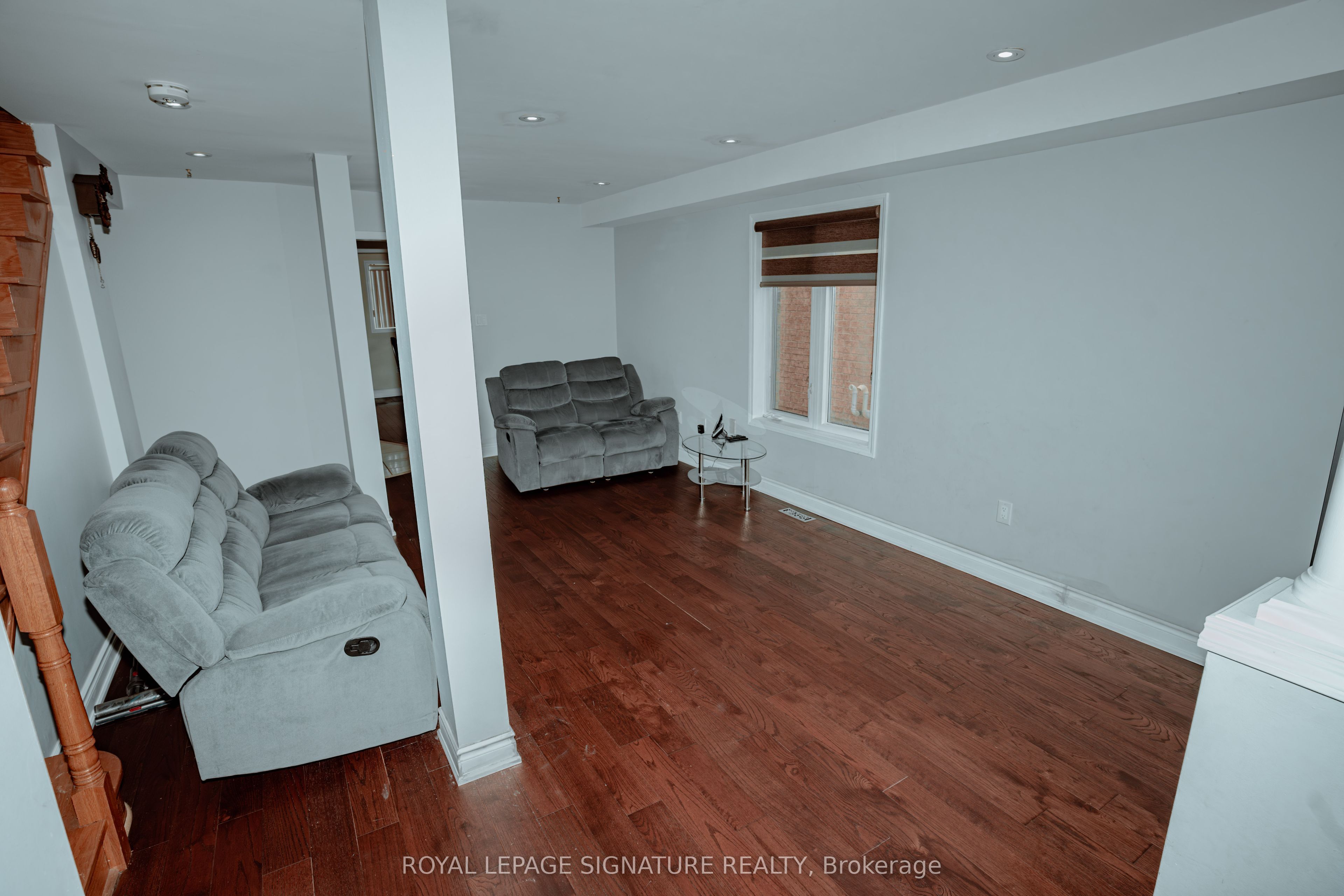 945 Mandolin Place, Mississauga 3