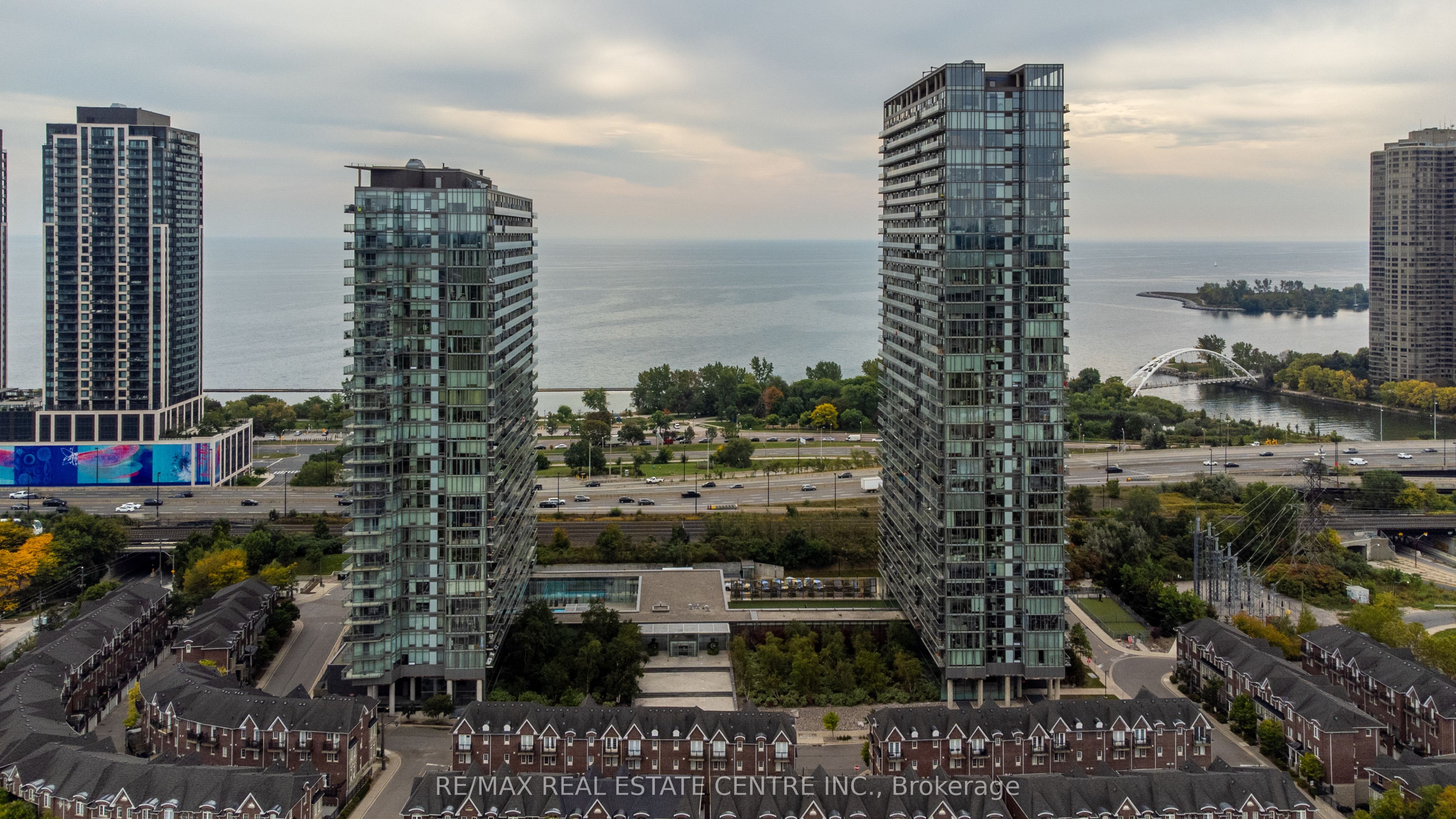 Unit 912 - 103 The Queensway, Toronto 2