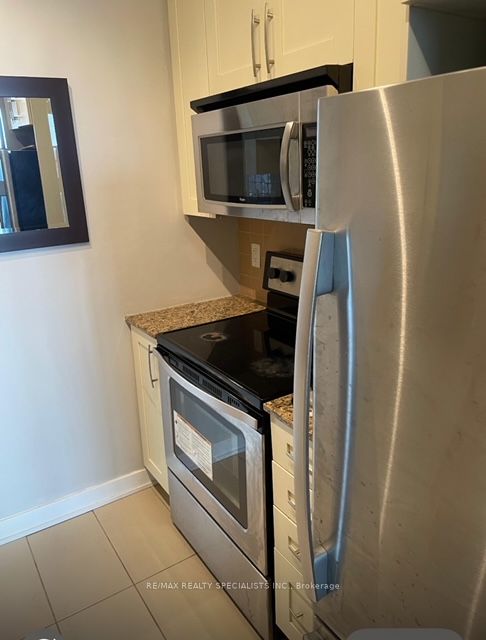 Unit 1605 - 4070 Confederation Parkway W, Mississauga 3