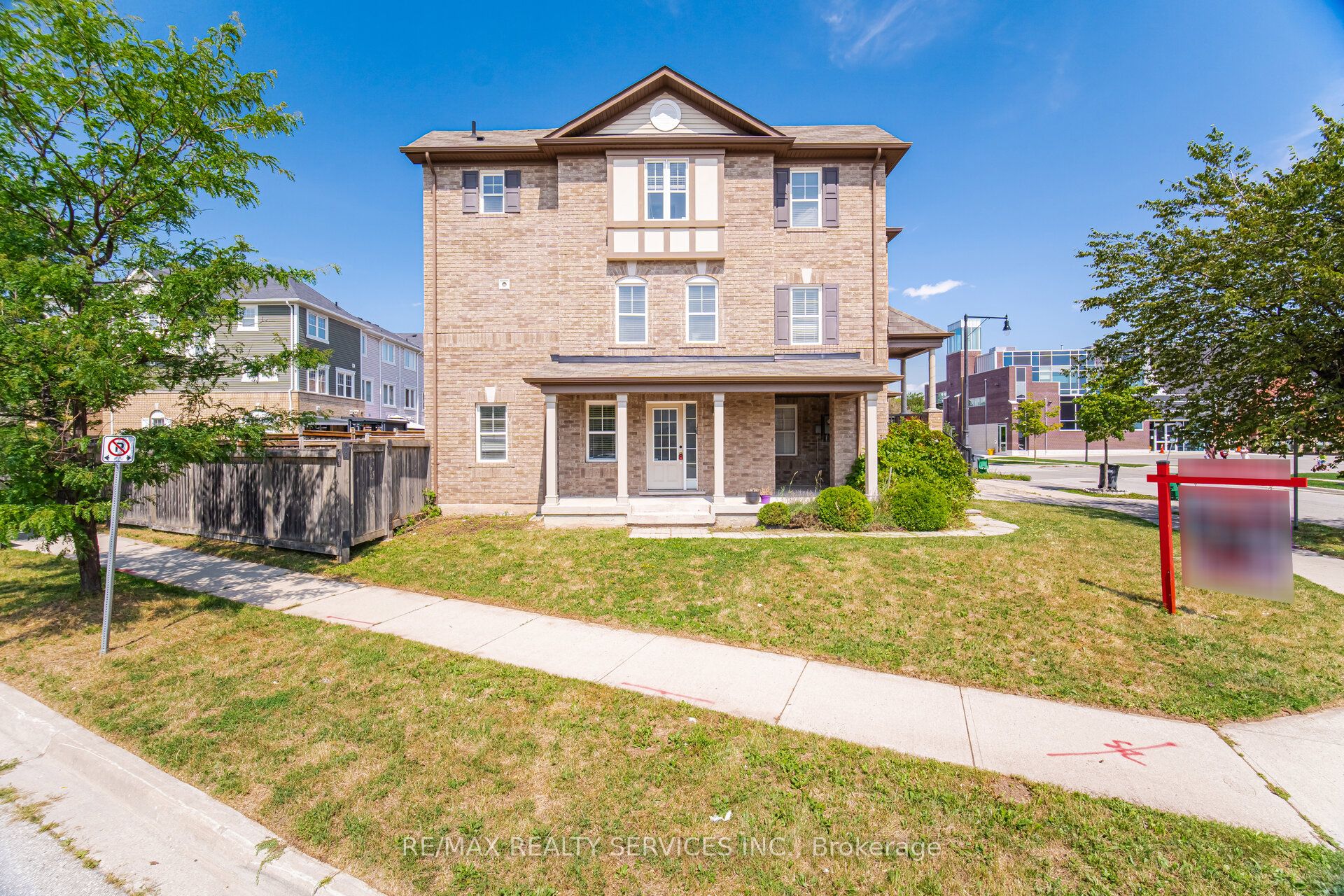 6 Viewforth Road, Brampton 5