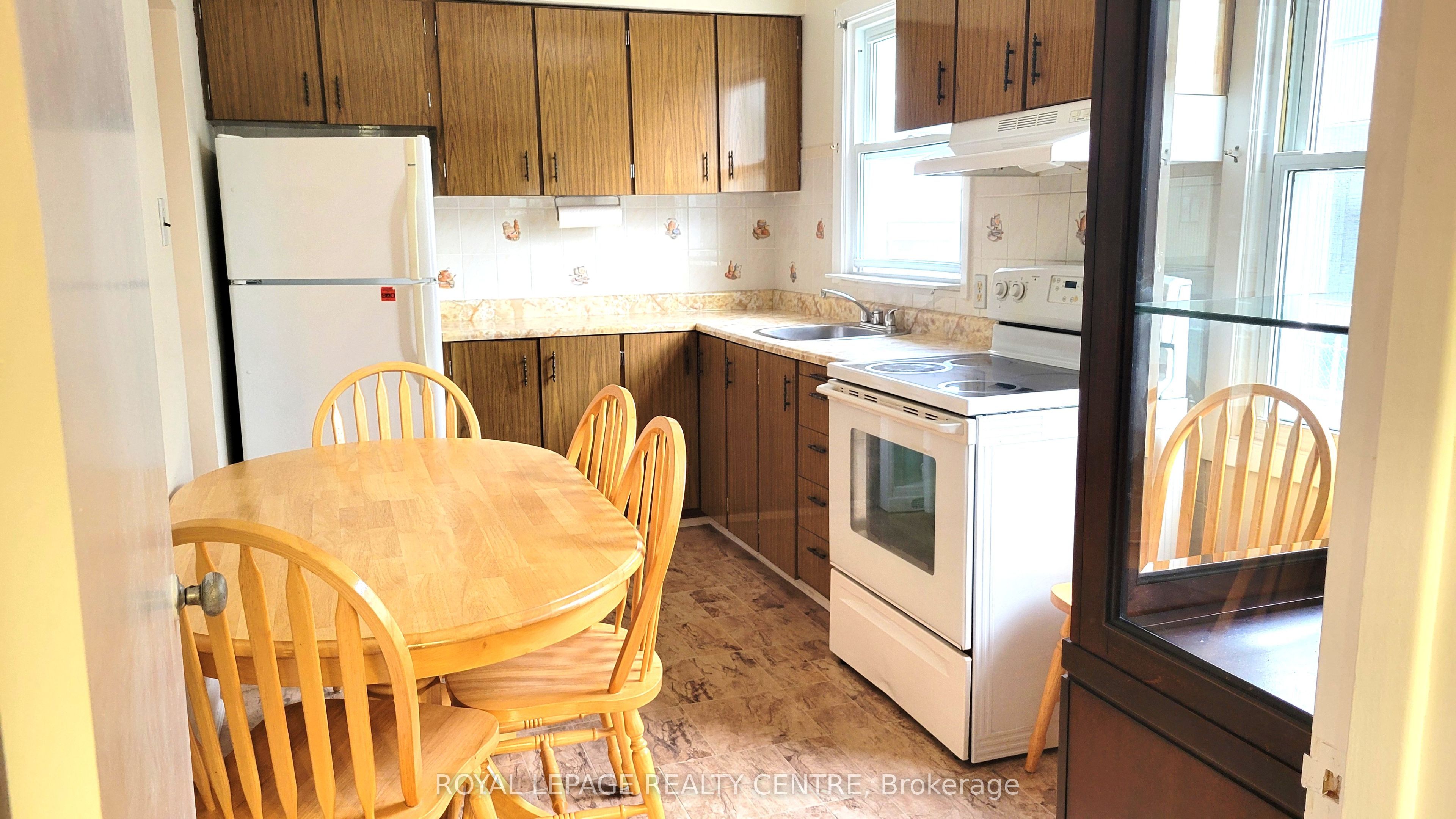 7 Earl Street, Mississauga 2